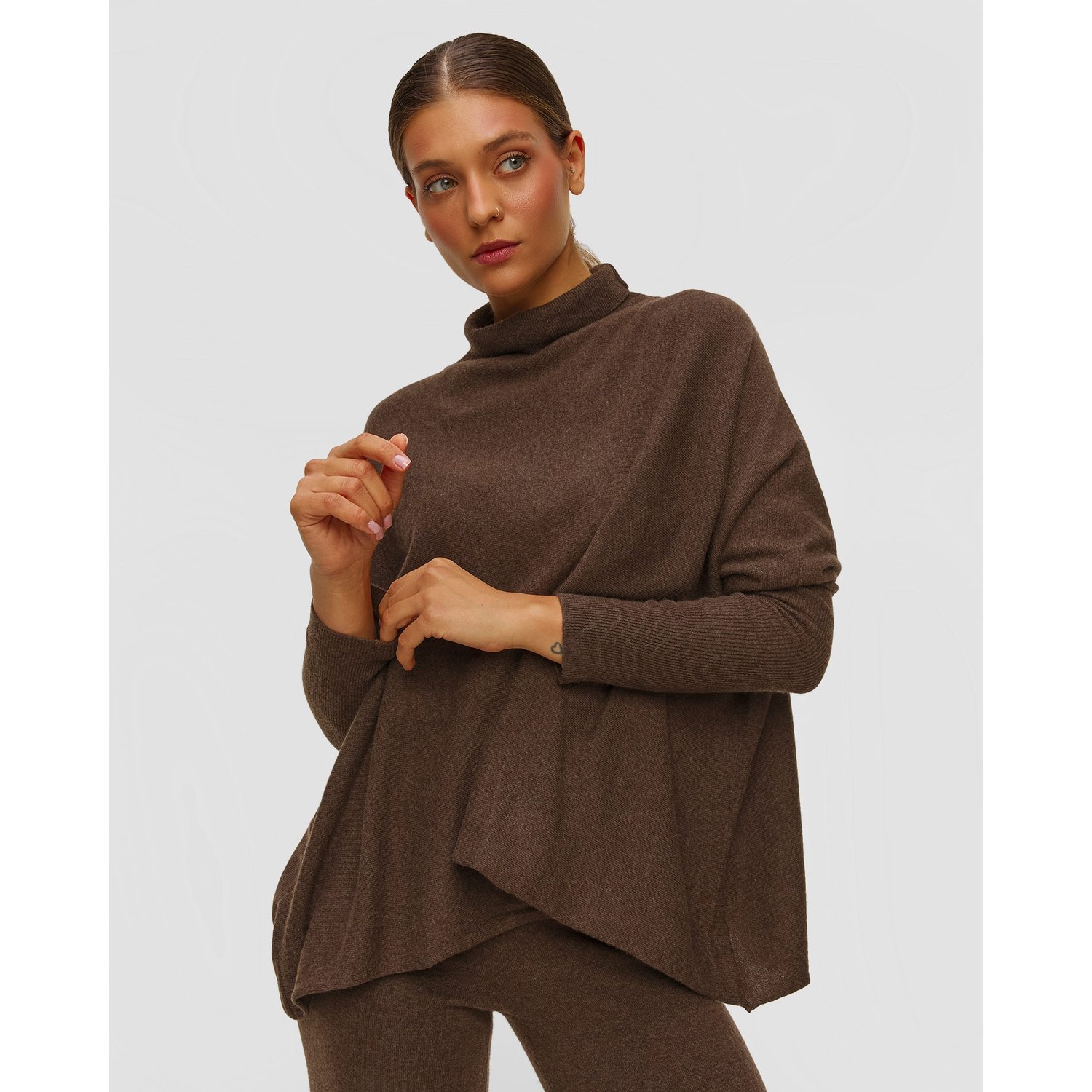 Brązowy sweter z wełną damski Deha