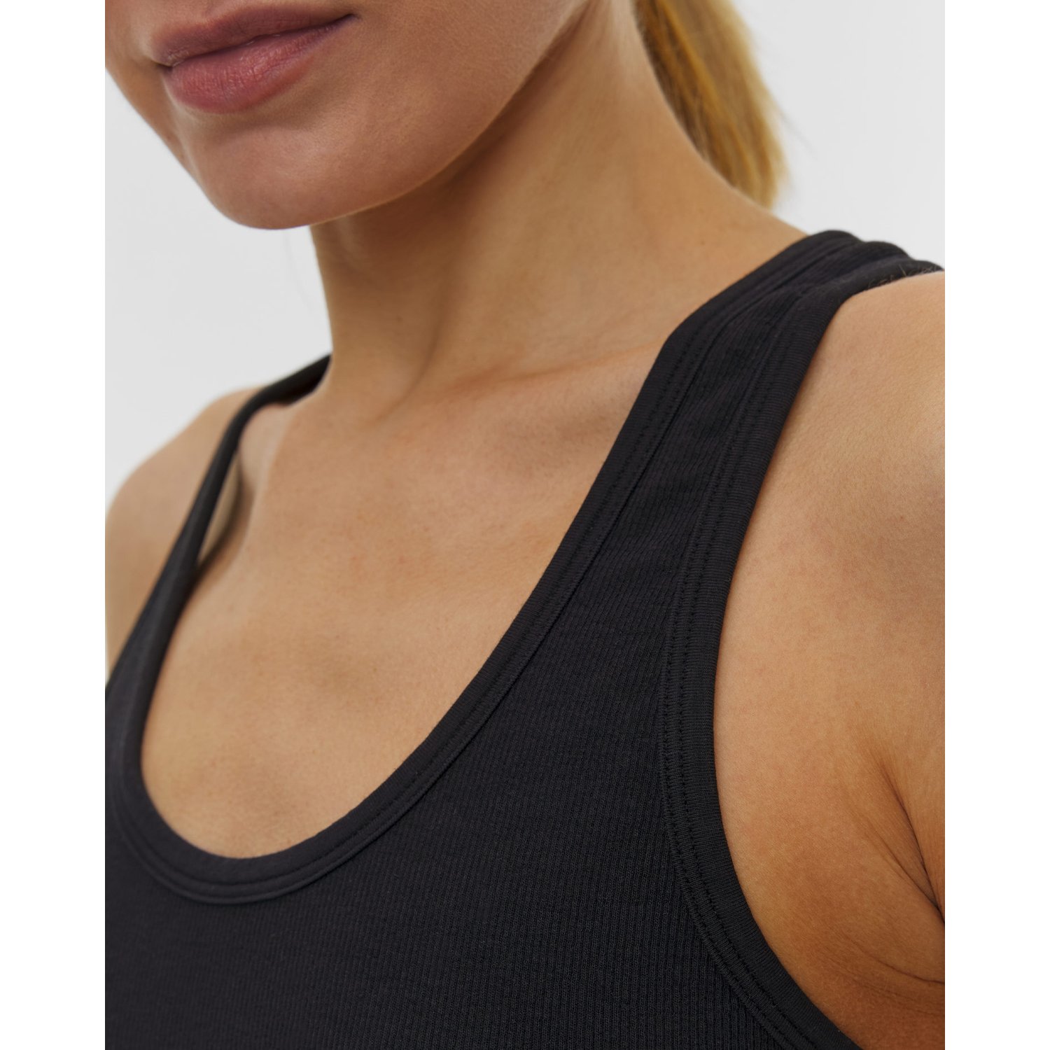 Czarny Tank Top Racerback Damski Deha