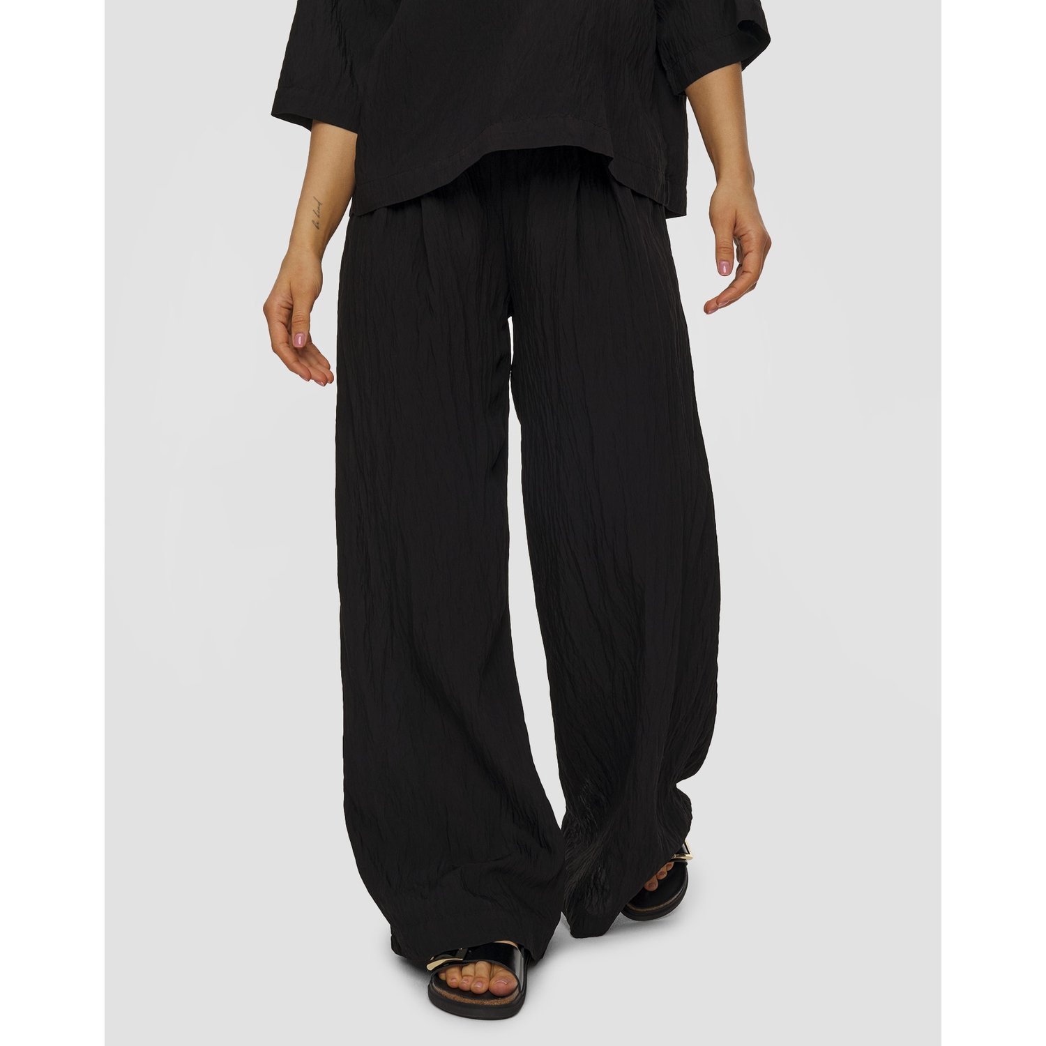 Czarne Spodnie Z Wiskozy Damskie Deha