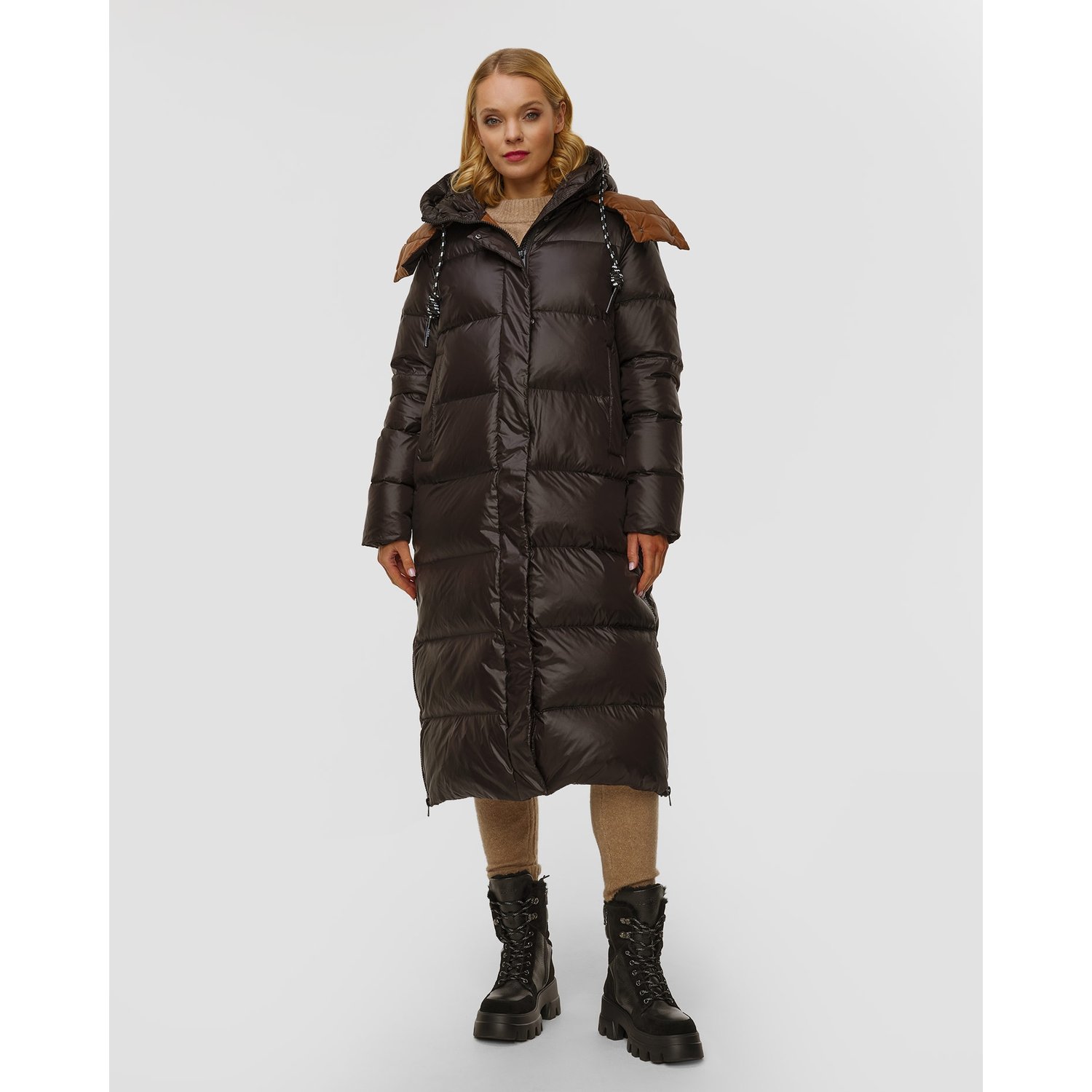 Czarny Płaszcz Puchowy Damski Deha