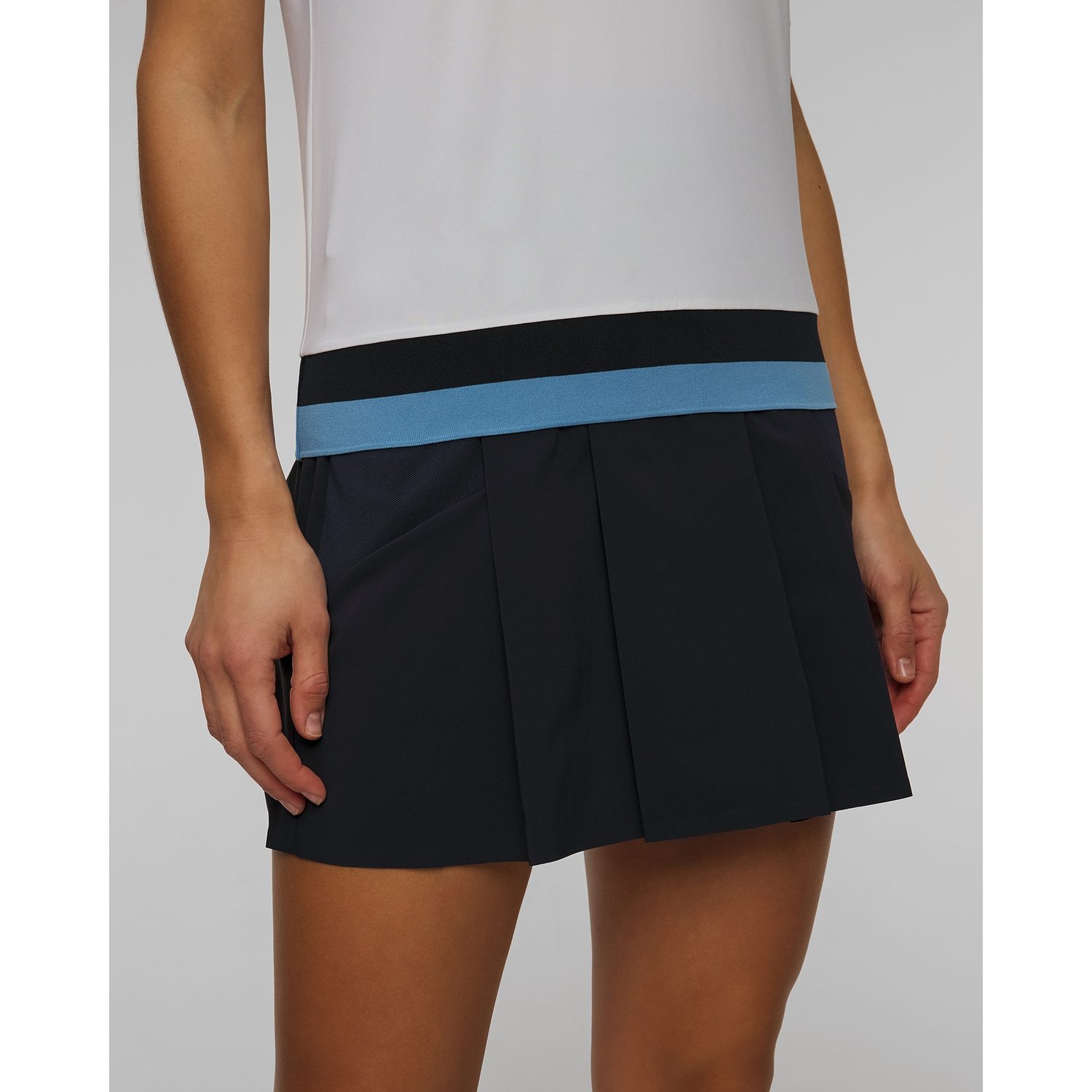 Granatowy Skort Bogner Josy