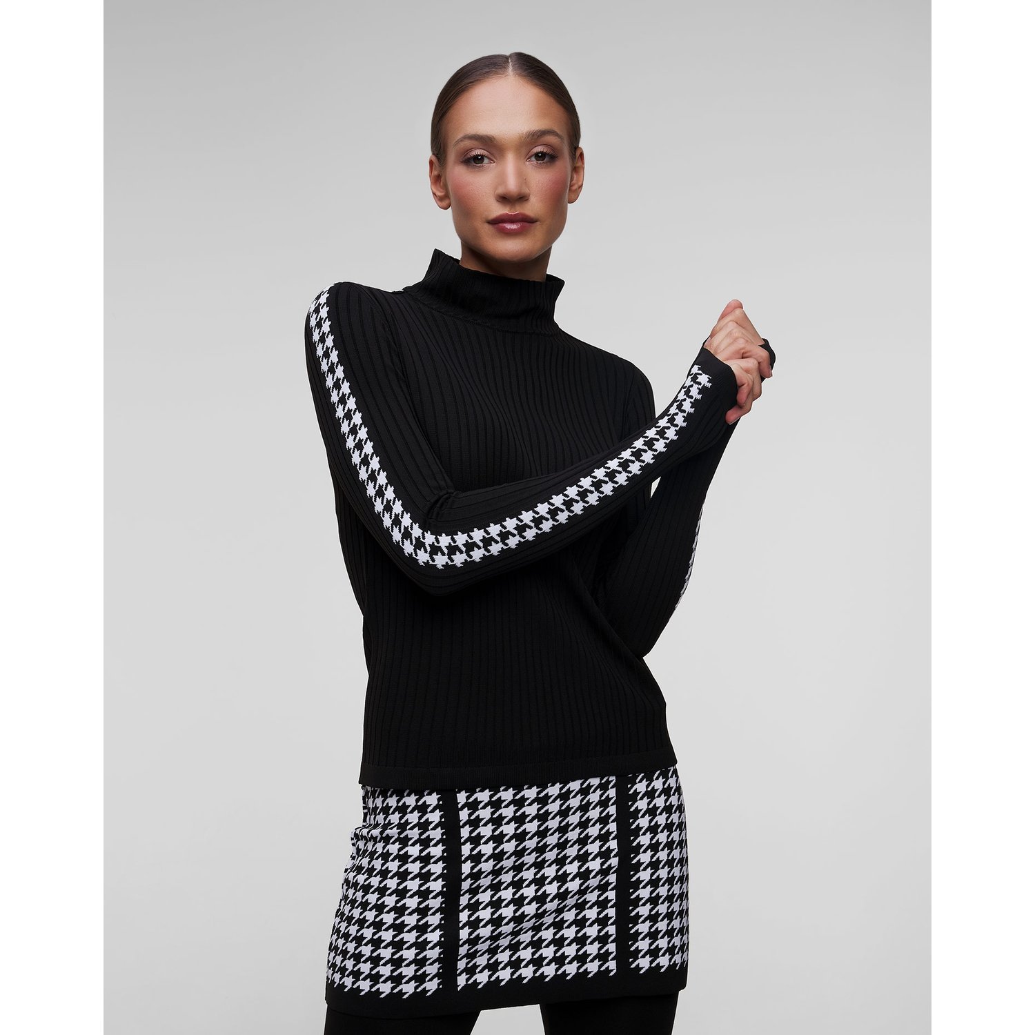 Czarny Golf Damski Newland Lisitea