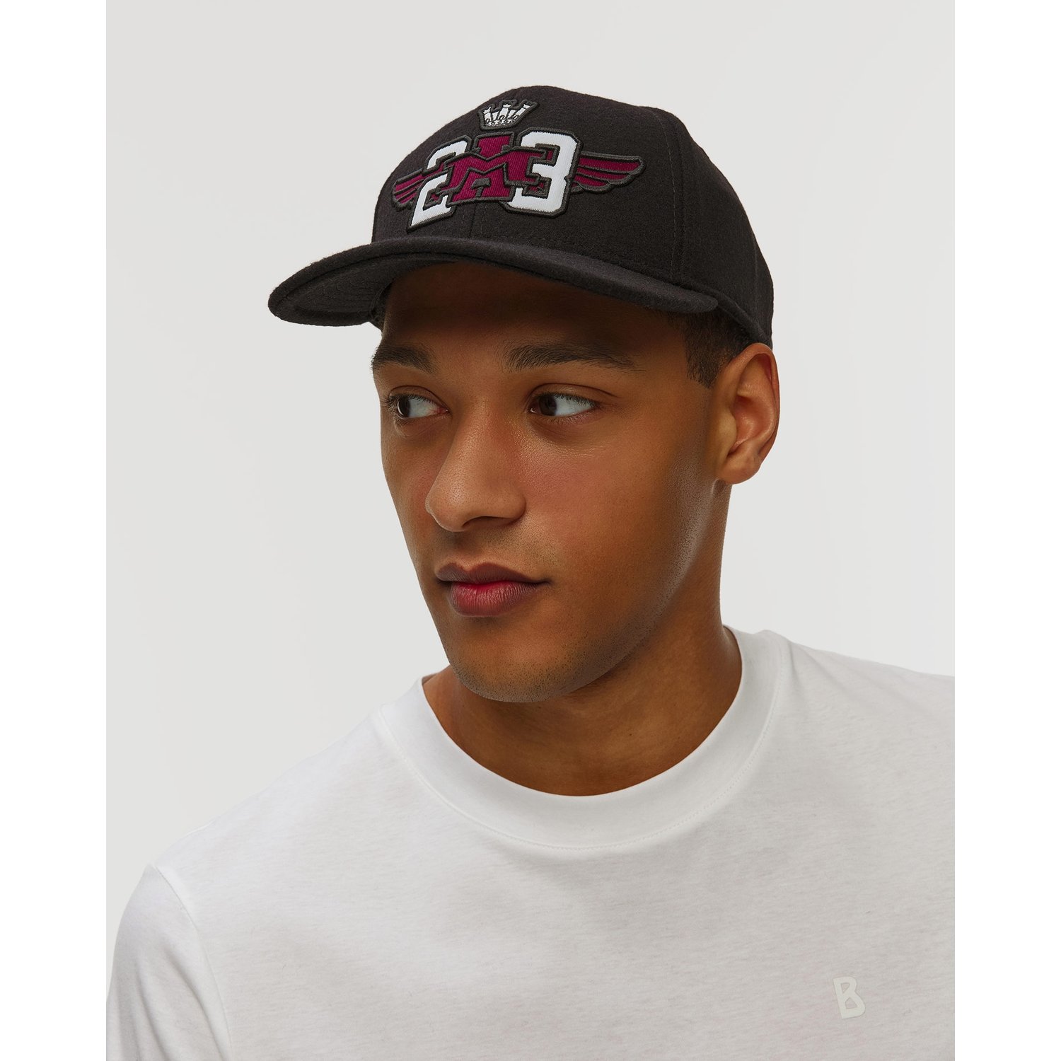 Czarna Czapka Wełniana Z Daszkiem Aeronautica Militare