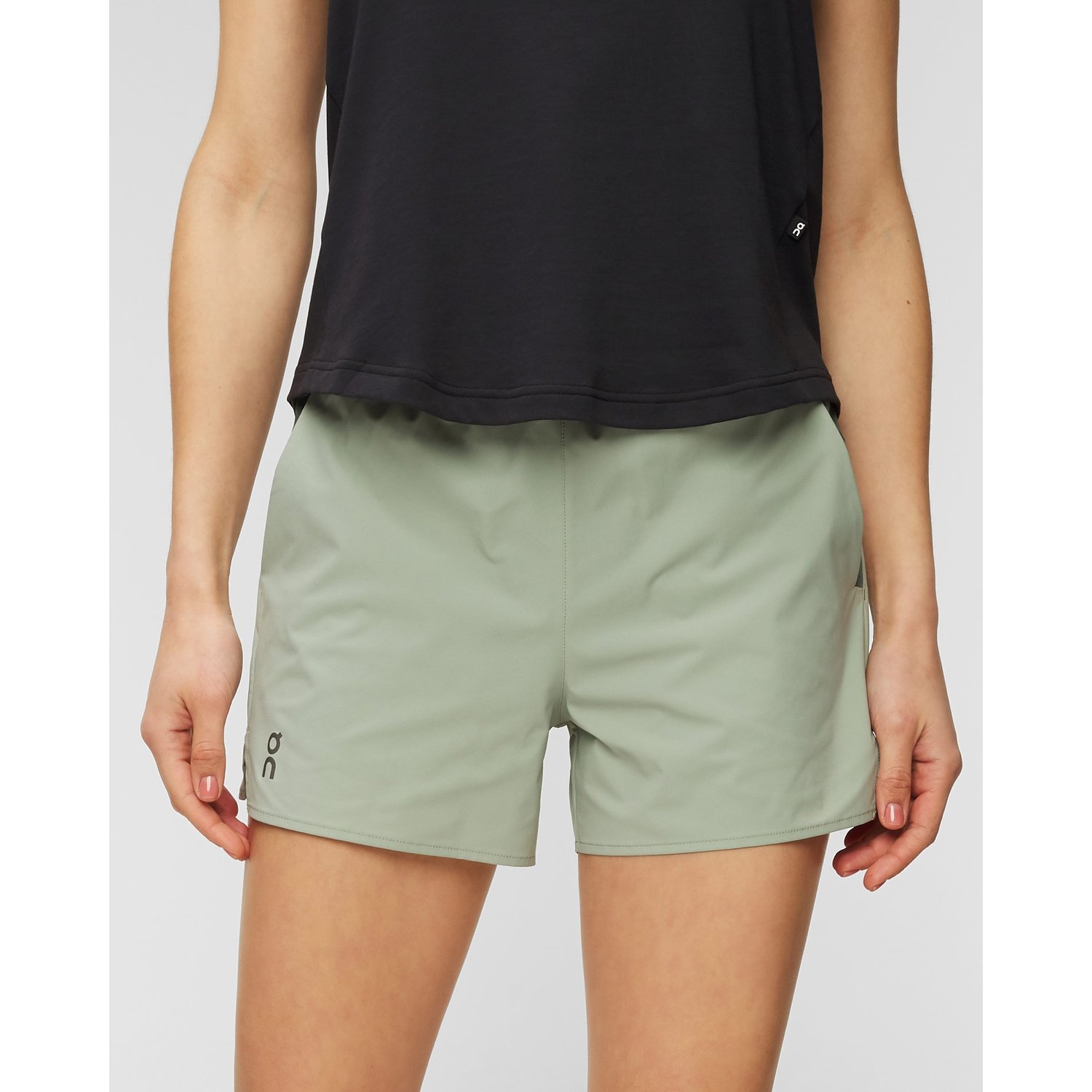 Spodenki Damskie On Running Essential Shorts
