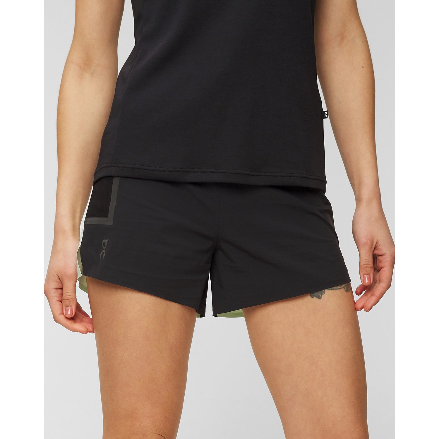 Spodenki Damskie On Running Ultra Shorts