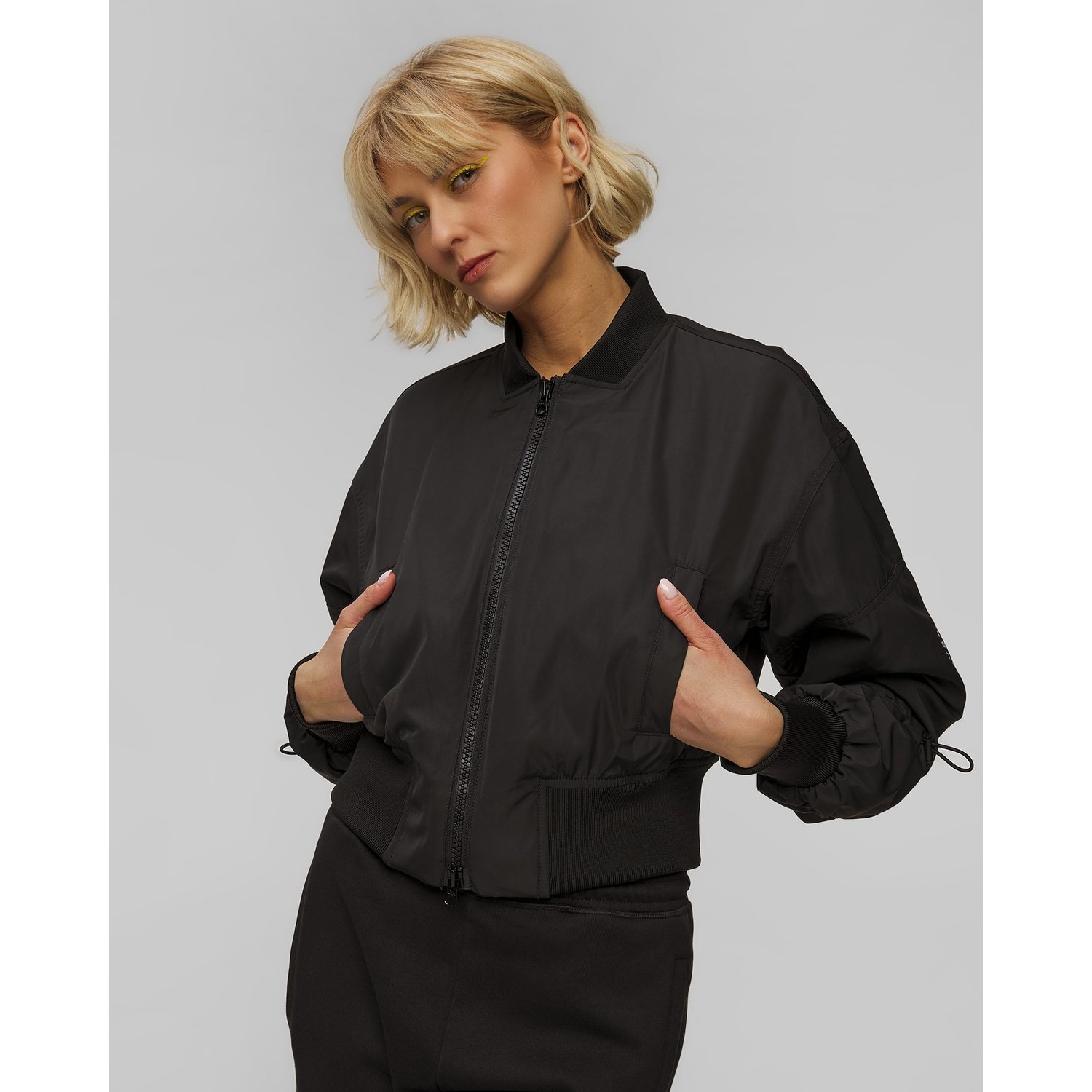 Czarna Kurtka Bomberka Damska Adidas By Stella Mccartney Crop