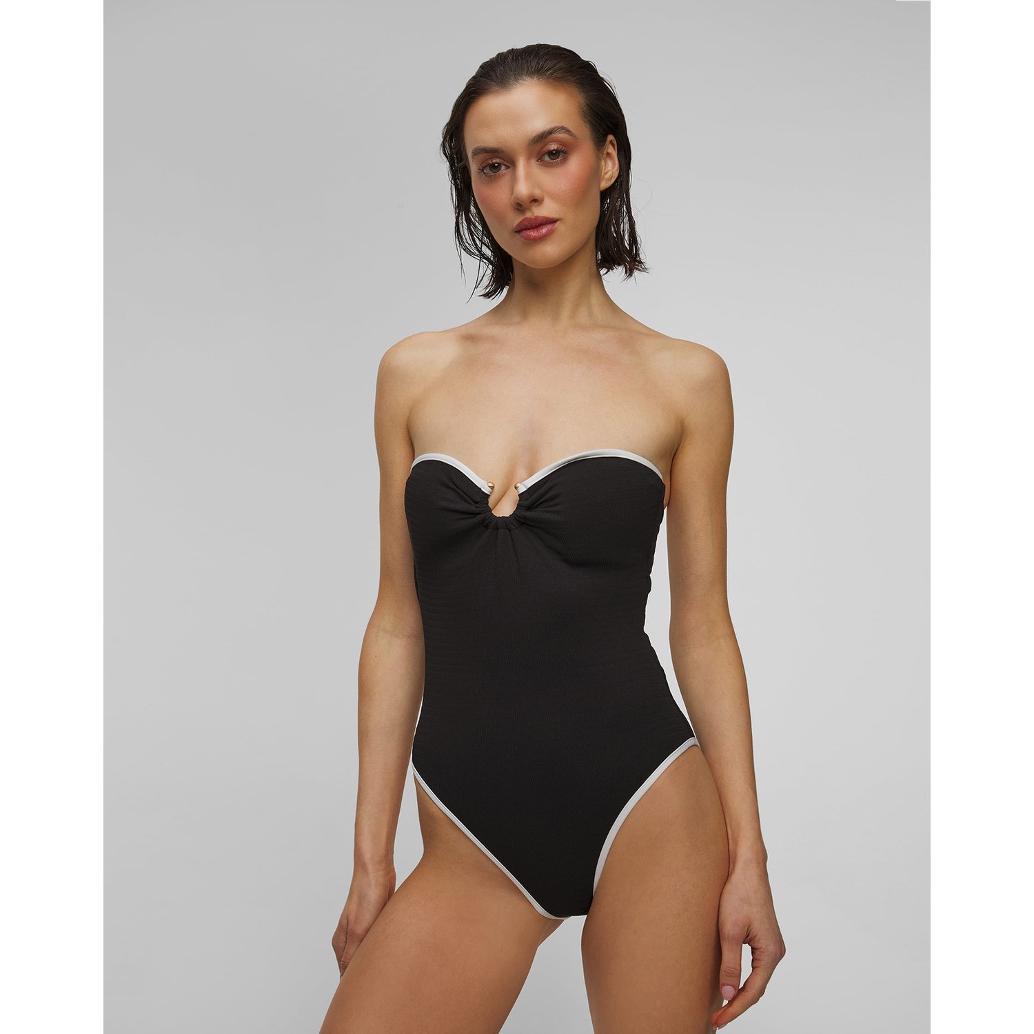 Czarny Strój Kapielowy Jednoczęściowy Damski Seafolly Ring Front Bandeau One Piece