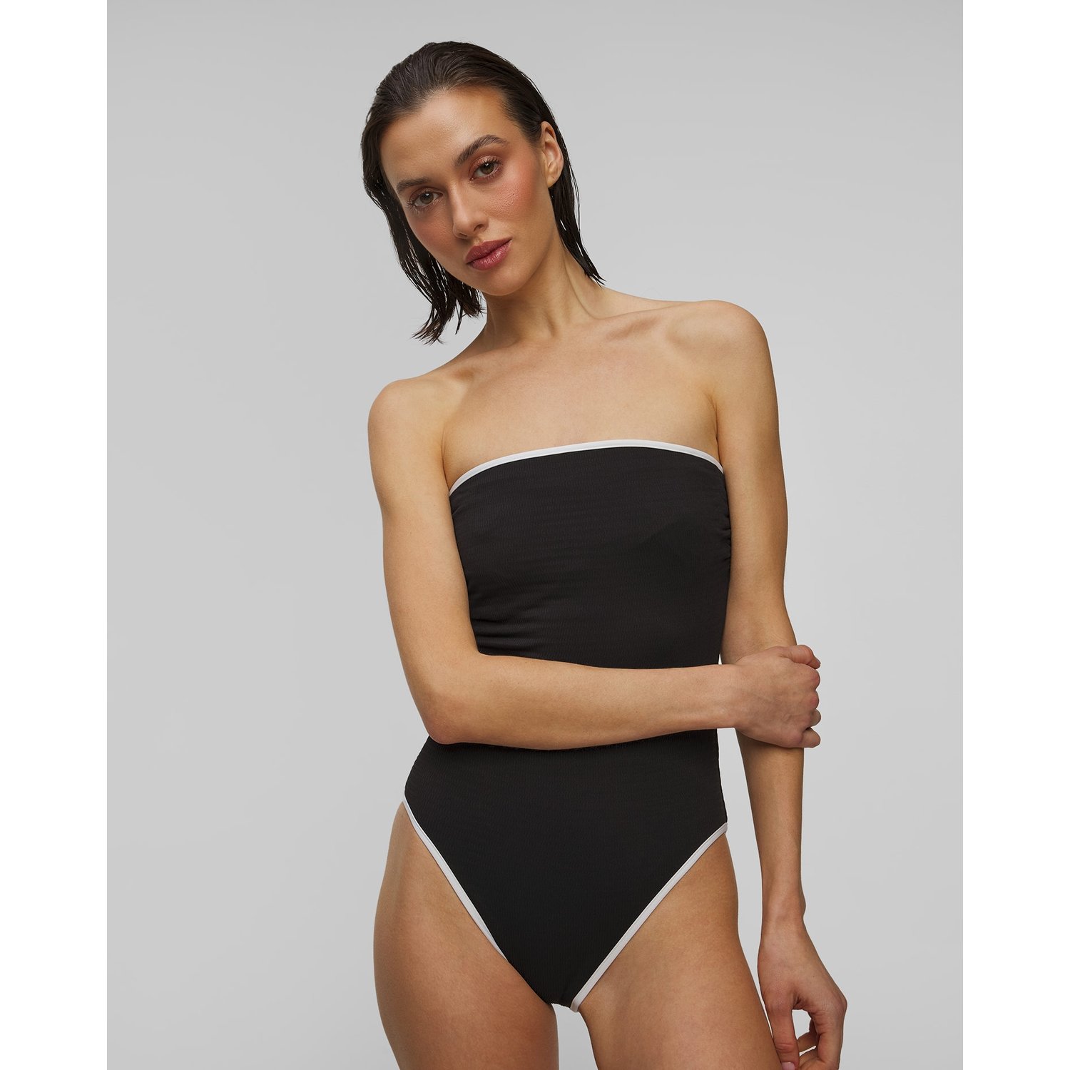 Czarny Strój Kapielowy Jednoczęściowy Damski Seafolly Dd Bandeau One Piece