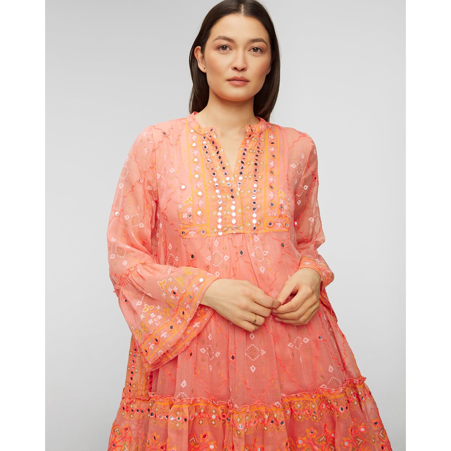 Sukienka Juliet Dunn Mosaic Flared Sleeve Dress