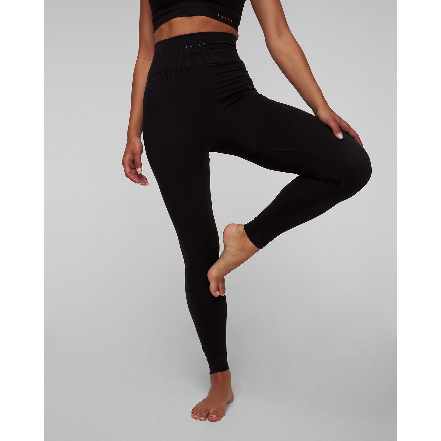 Czarne Leginsy Do Jogi Damskie Falke Yoga