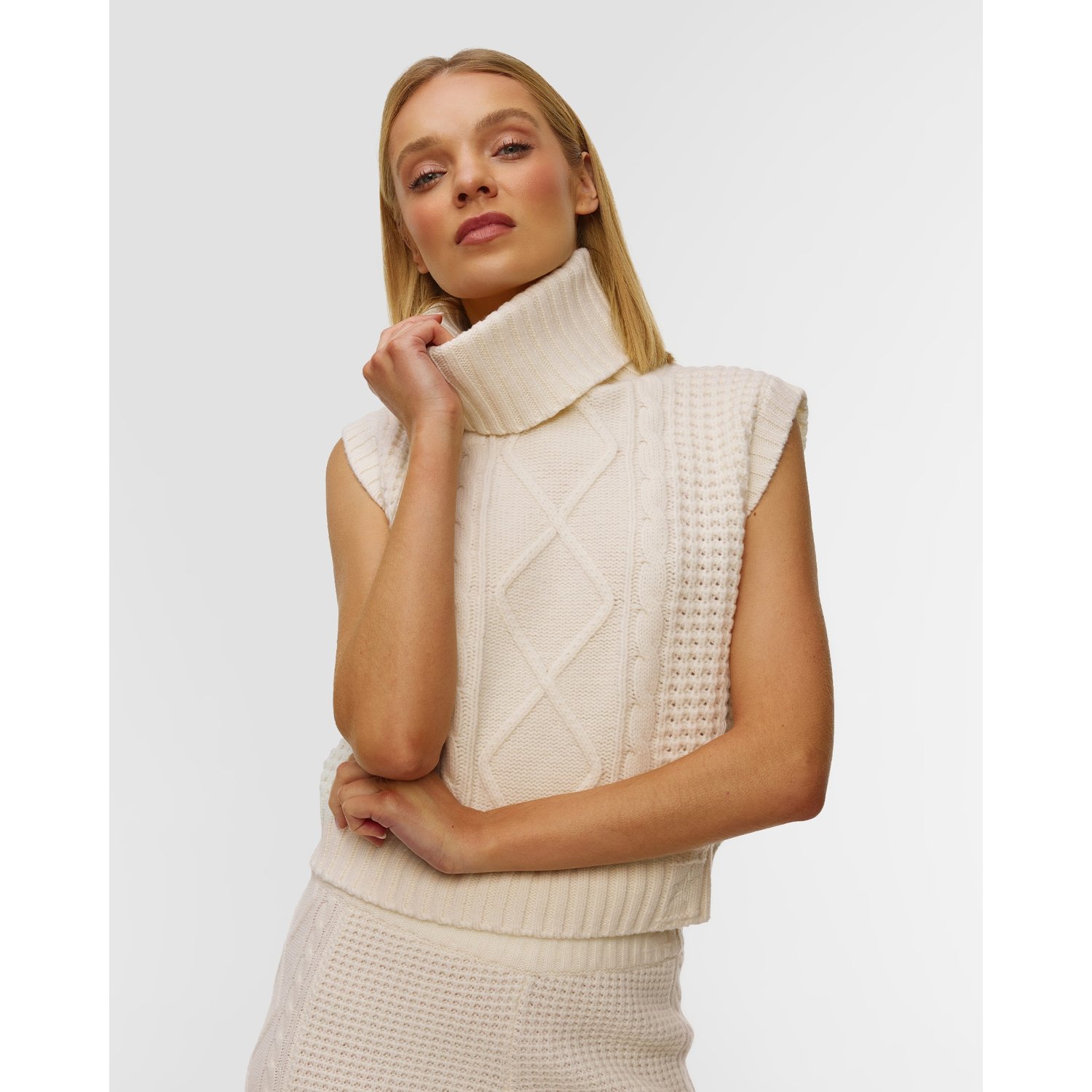 Wełniany Sweter Z Golfem Damski Perfect Moment Crystal Tank Top