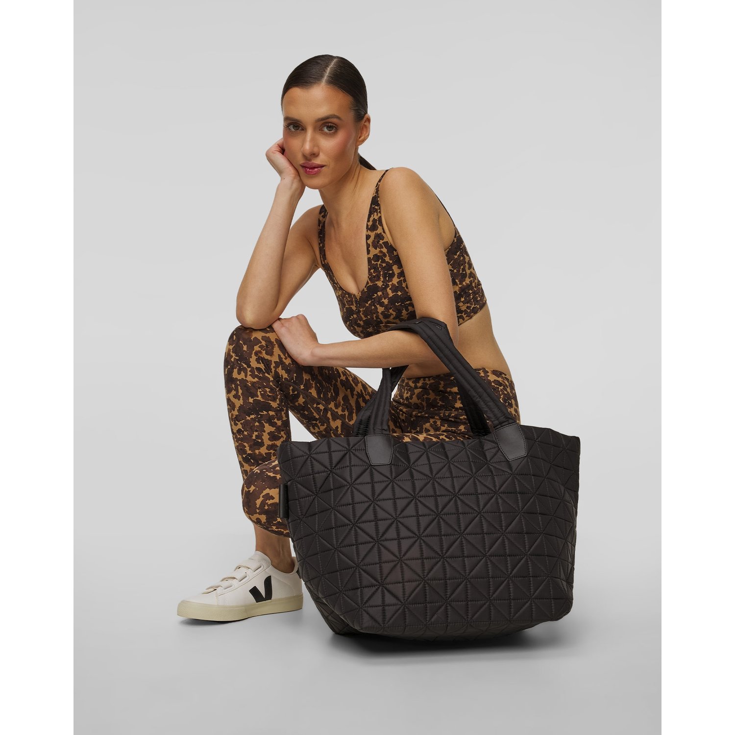 Torba Damska Vee Collective Vee Tote Medium Czarna