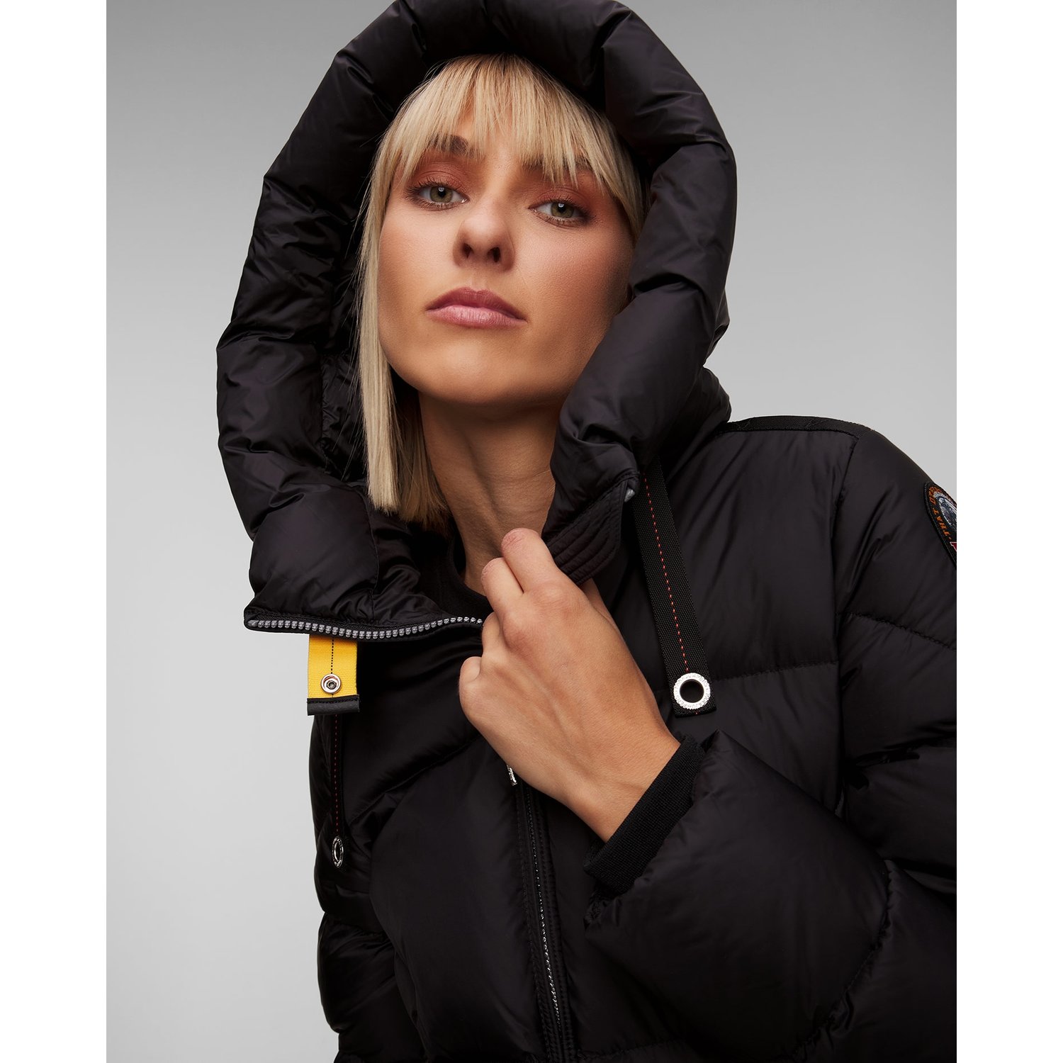 Czarna Kurtka Puchowa Damska Parajumpers Janet