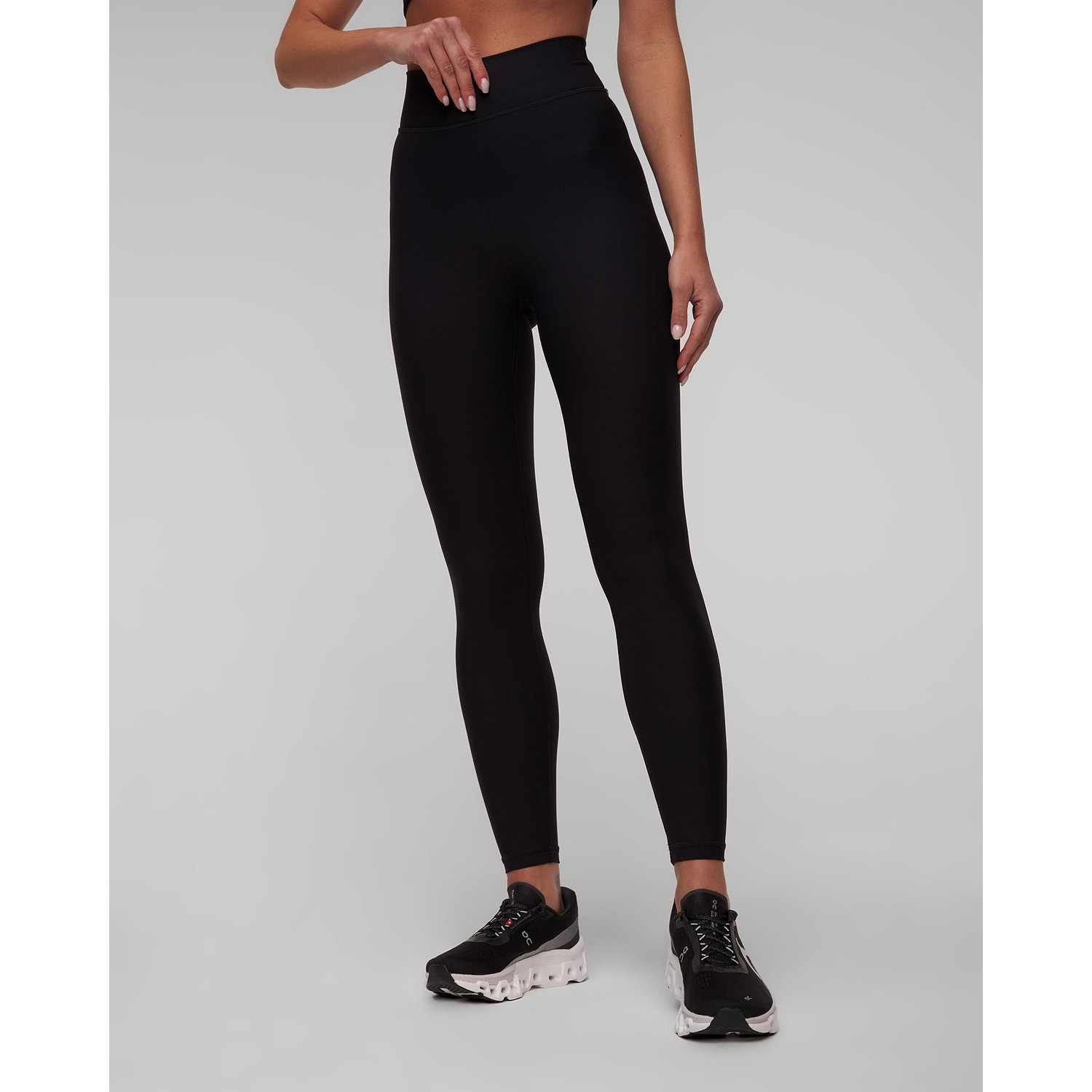 Czarne Leginsy Damskie The Upside Peached 25in Midi Pant
