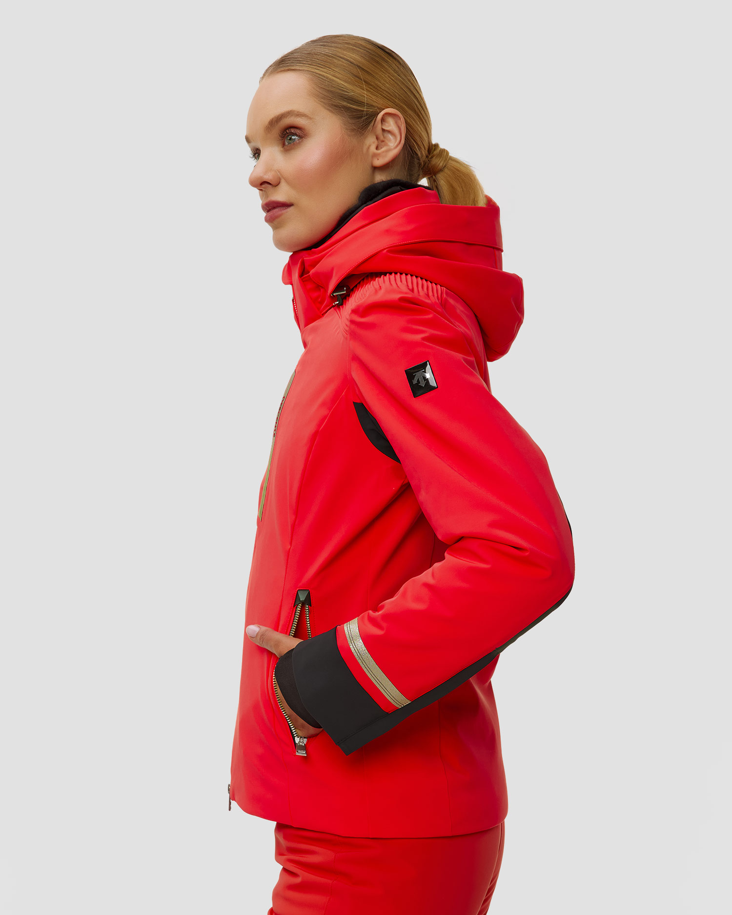 Kurtka narciarska damska Descente Shirring Jacket czerwona