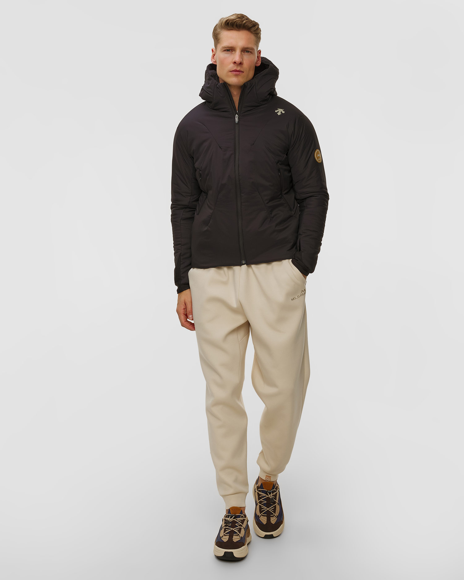 Men's midlayer jacket Descente Light Insulation Hoodie black