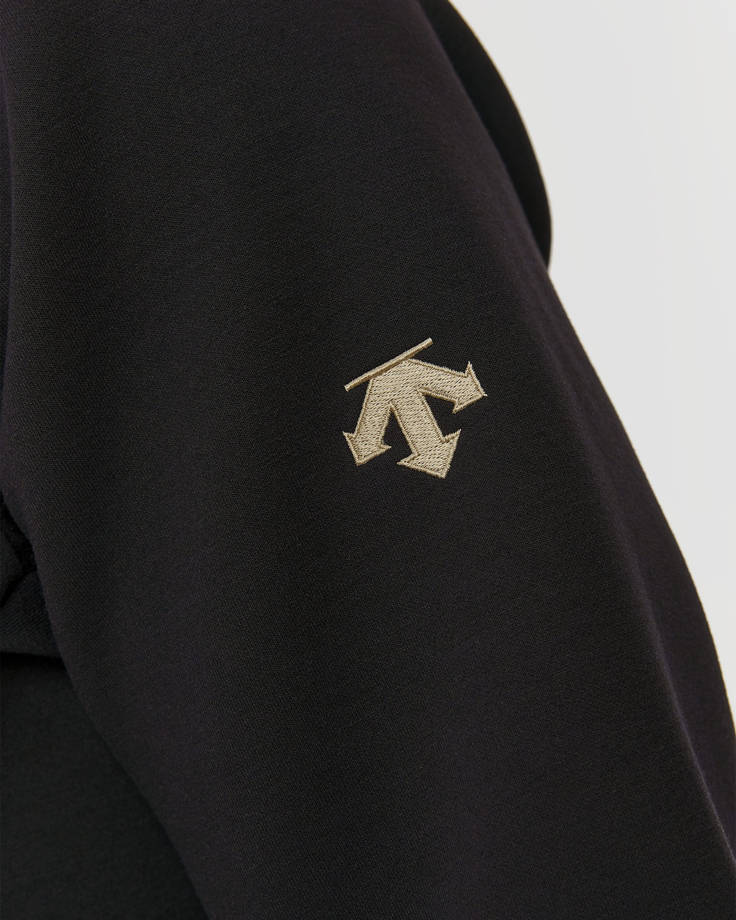 Pánska mikina s kapucňou Descente Marco Sweat Hoodie čierna