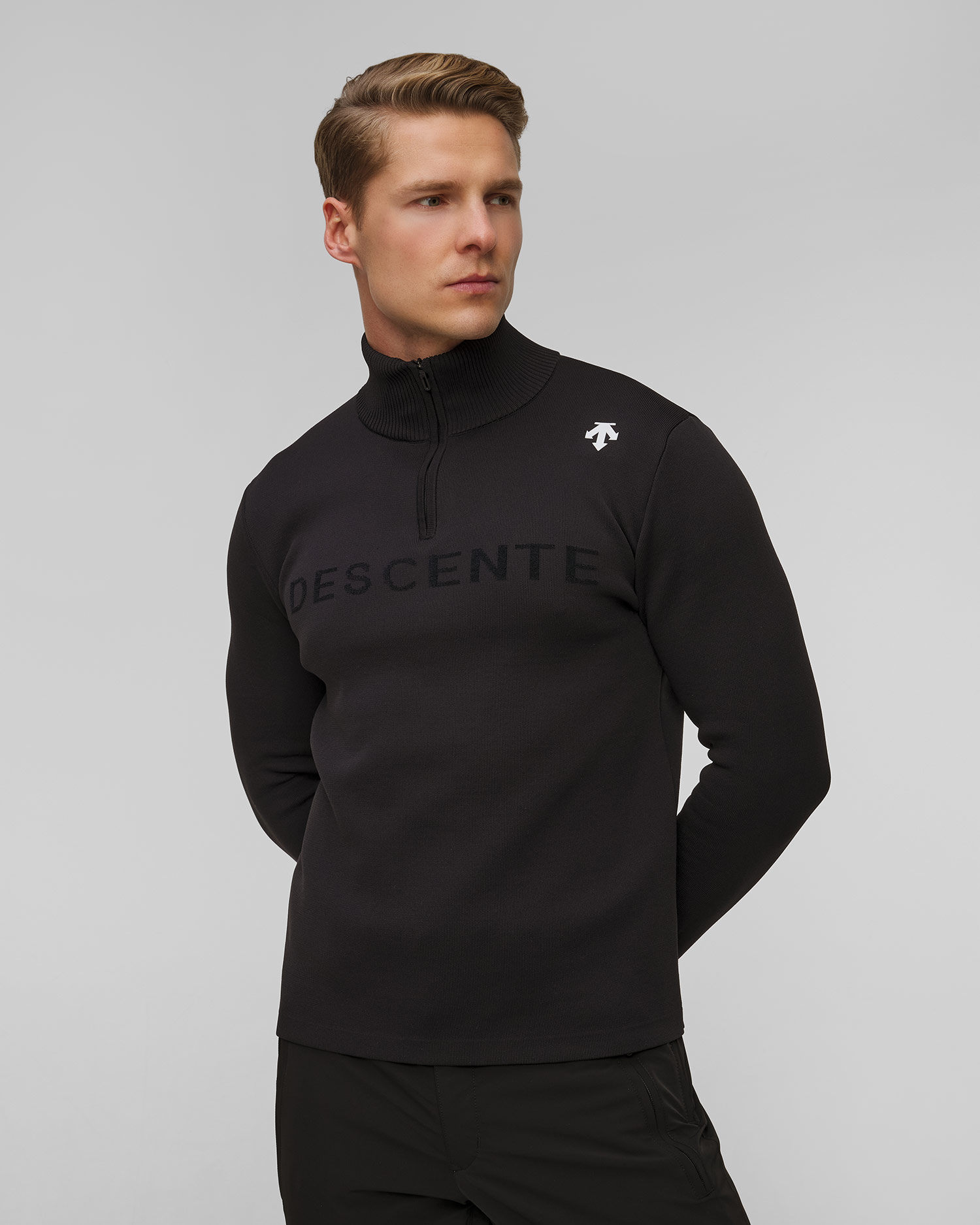 Men’ssweatshirt with a half-zip Descente