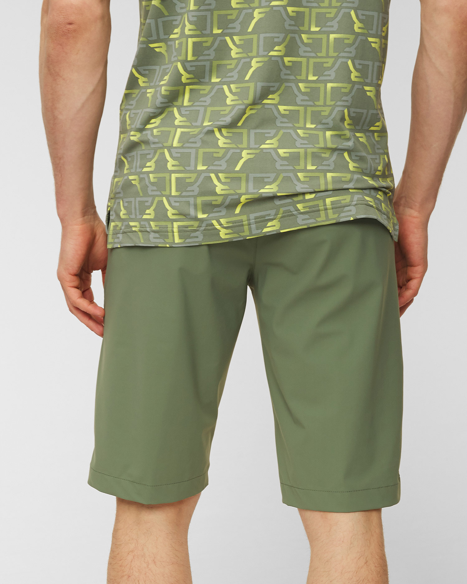 Shorts Chervo Garing