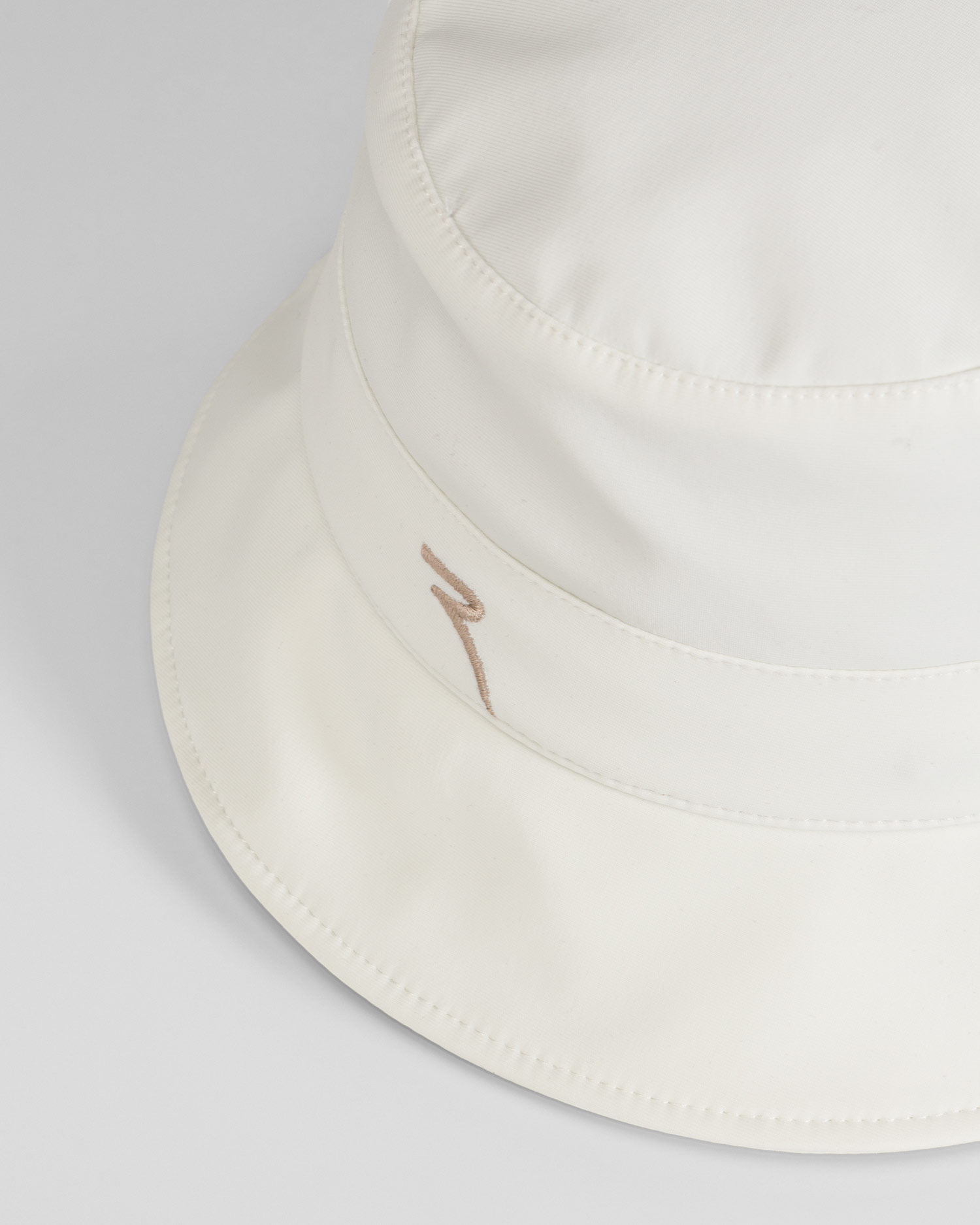 Bucket hat Chervo Wucket