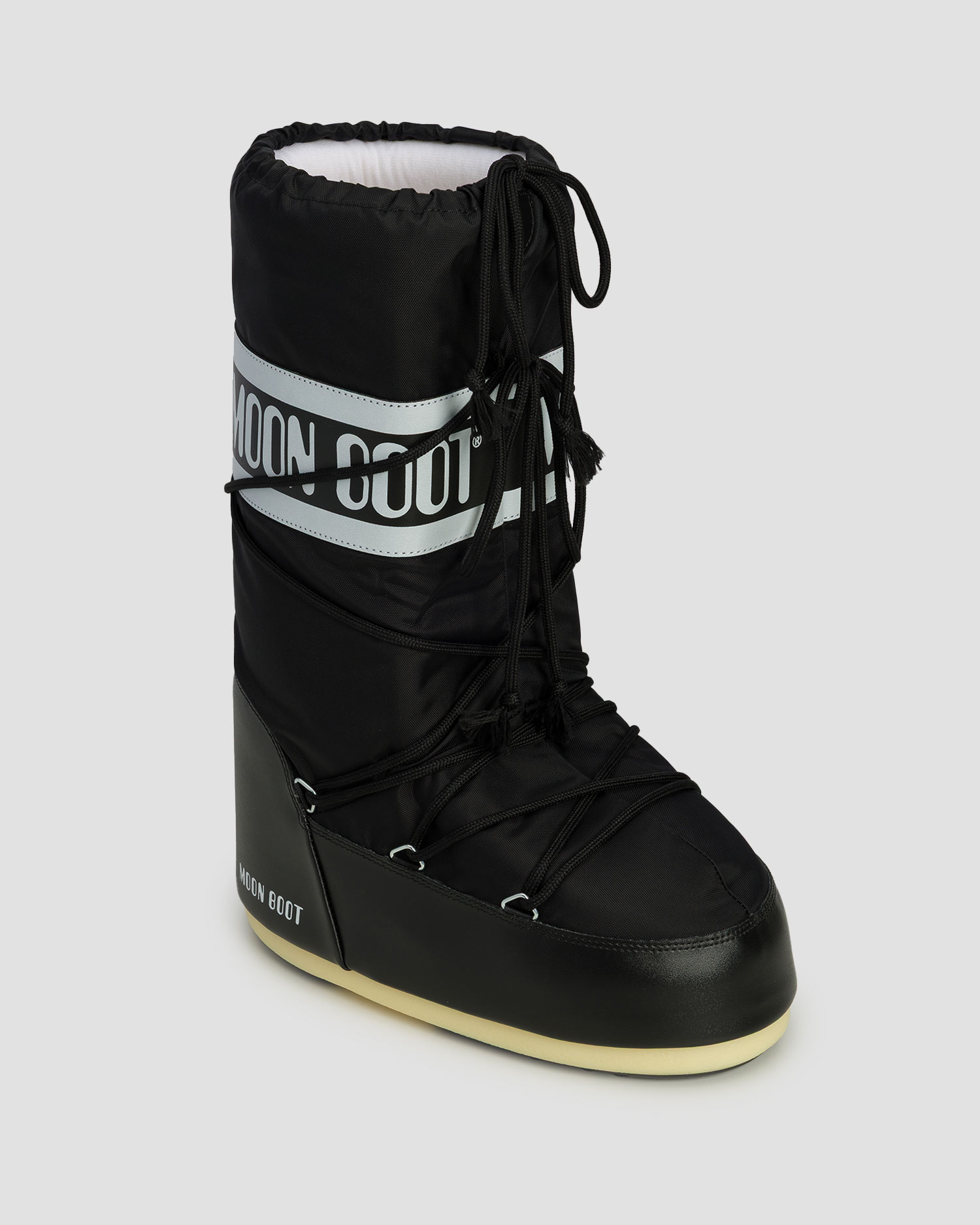 Czarne śniegowce Moon Boot Icon Low Nylon