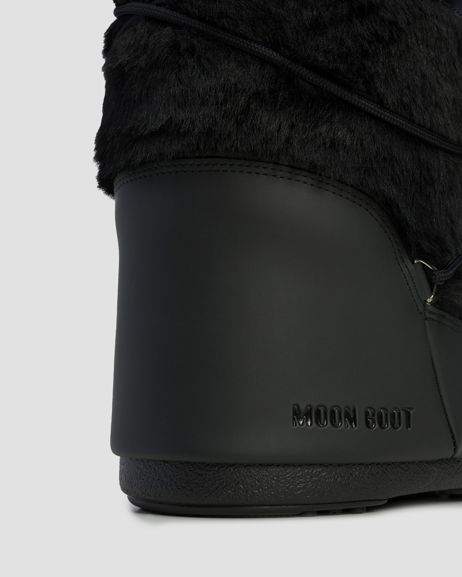 Czarne śniegowce damskie Moon Boot Icon Faux Fur