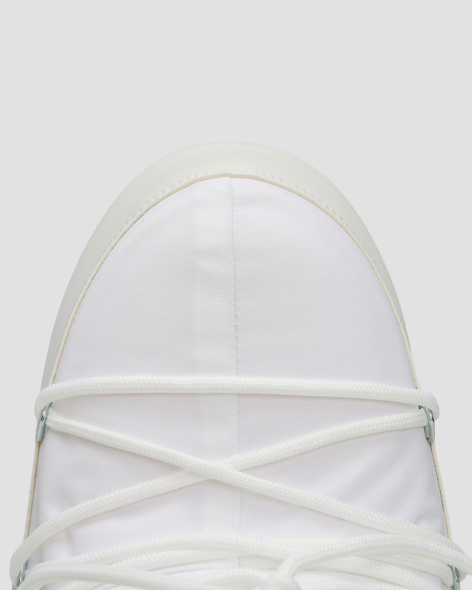 Białe śniegowce Moon Boot Icon Low Nylon