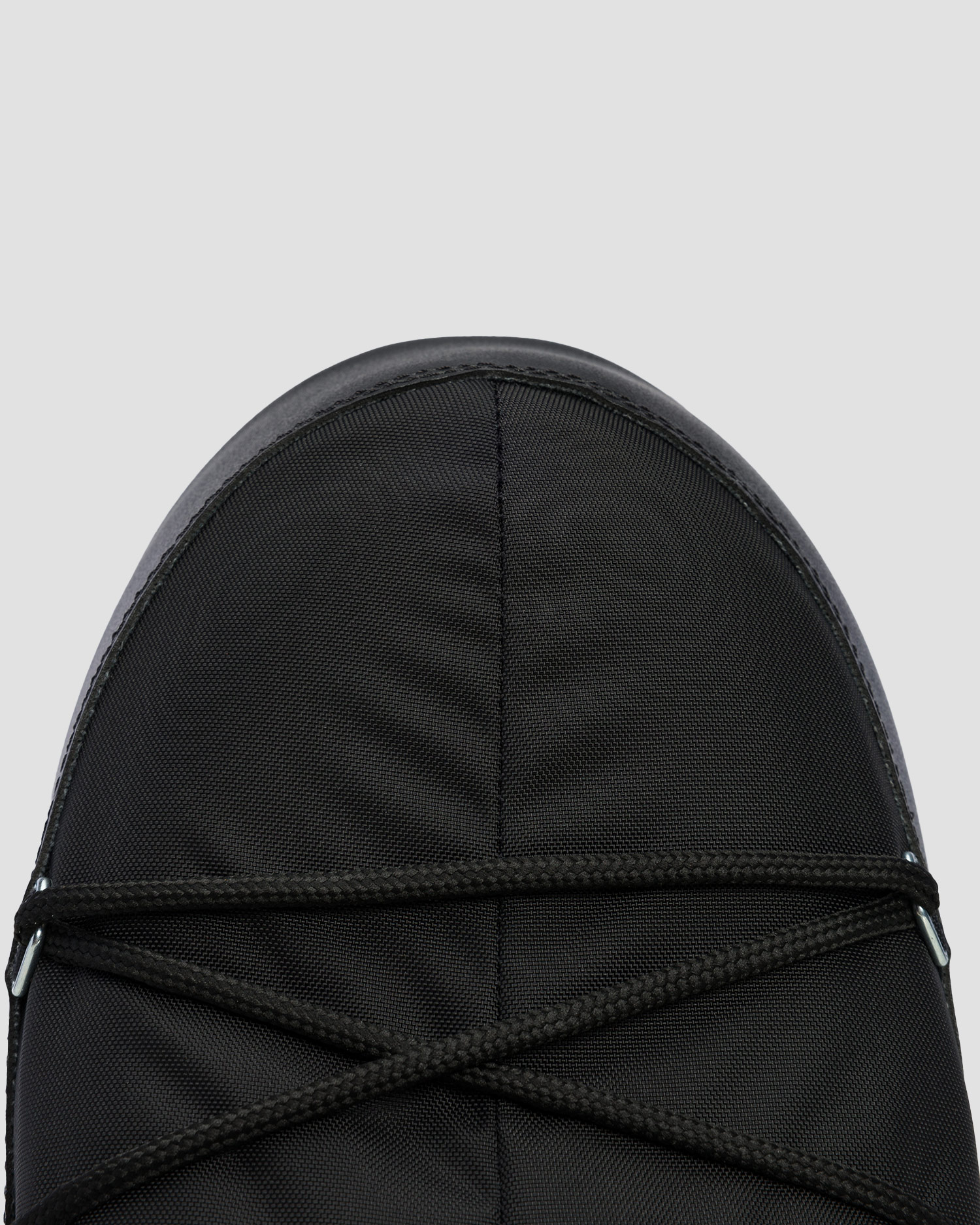Czarne śniegowce Moon Boot Icon Low Nylon