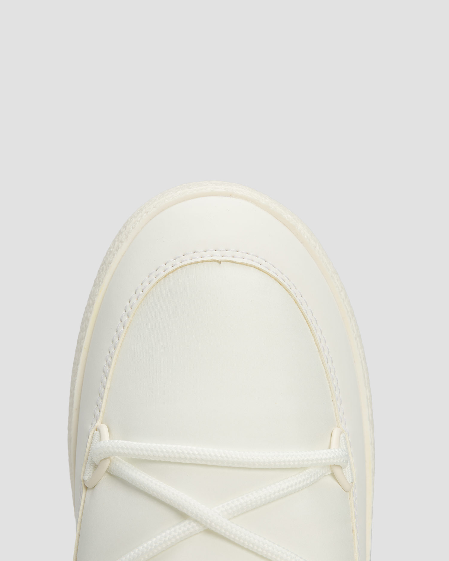 Białe buty zimowe damskie Moon Boot LTrack Low Nylon WP