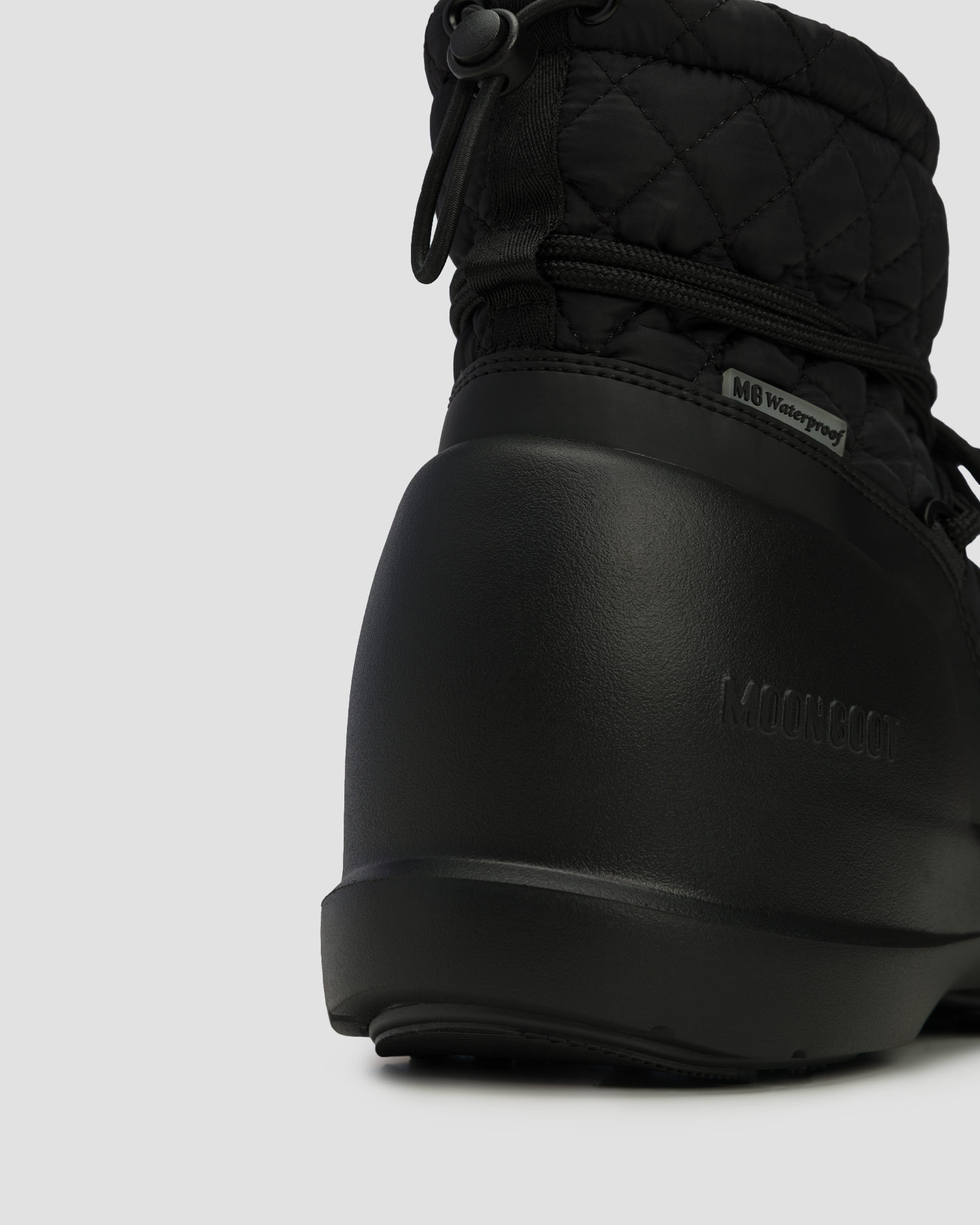 Czarne buty zimowe damskie Moon Boot Mezzaluna Quilted Mid WP