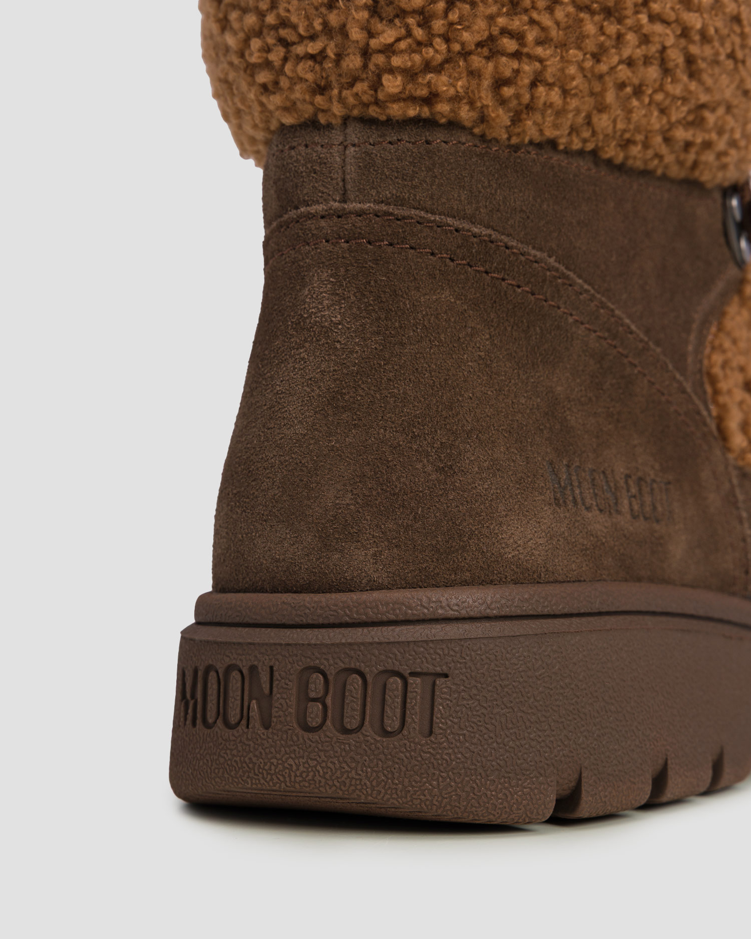 Dámské zimní boty Moon Boot Combat Boot Fleece v hnědé barvě