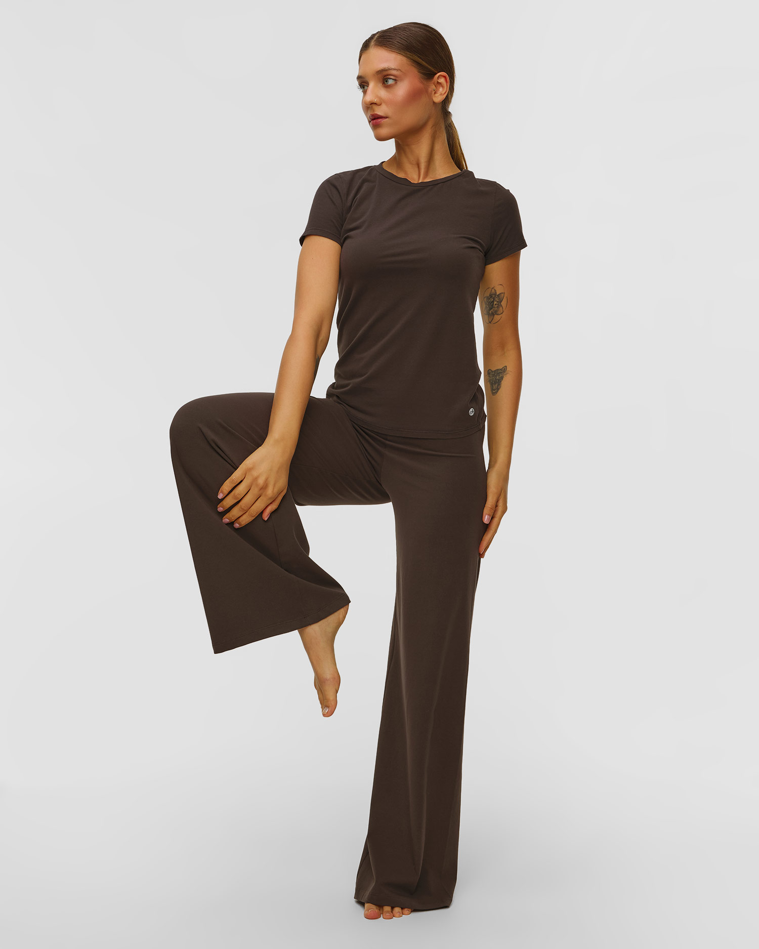 Brązowe spodnie wide leg damskie Deha