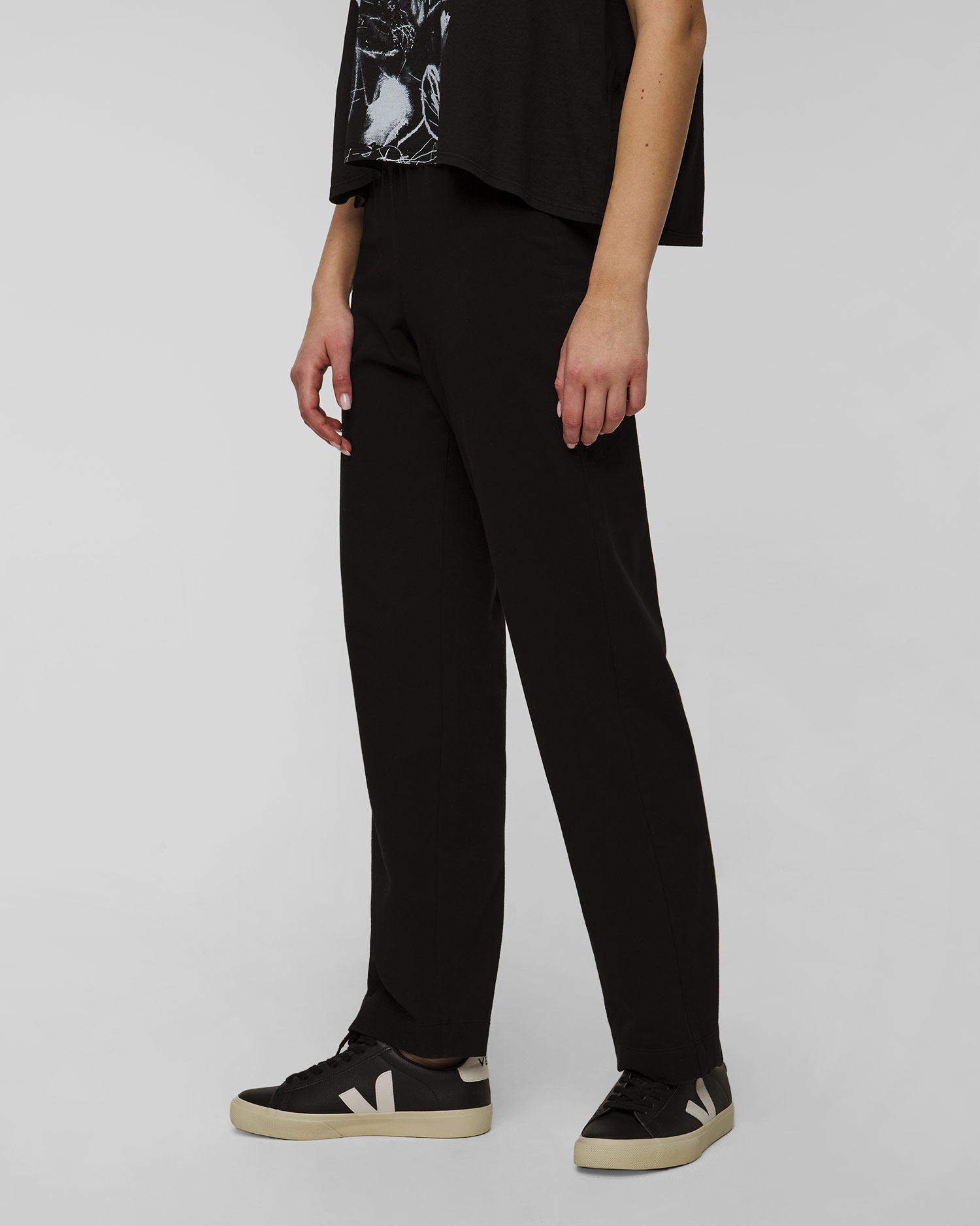Pantaloni de trening negri pentru femei Deha