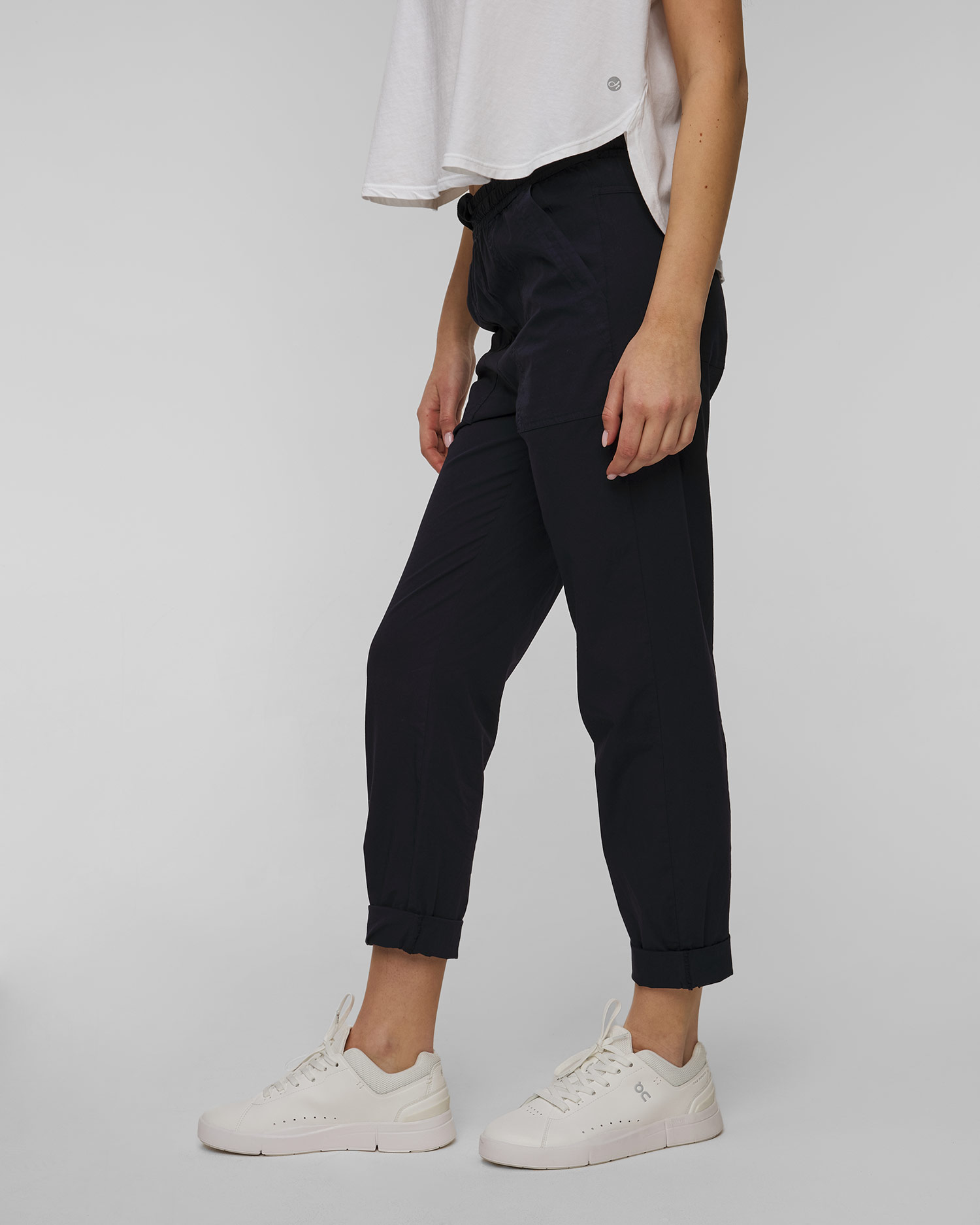 Pantalon noir pour femmes Deha