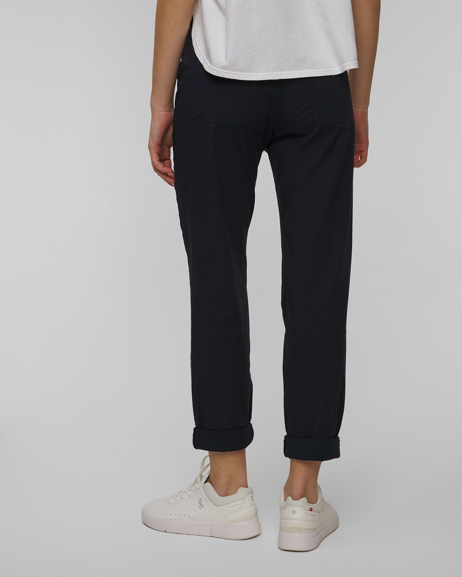 Pantalon noir pour femmes Deha