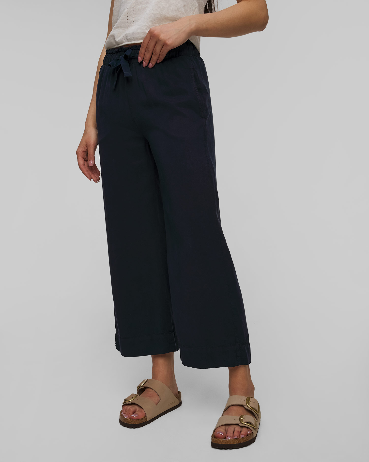 Deha Crop Damenhose aus Lyocell in Marineblau