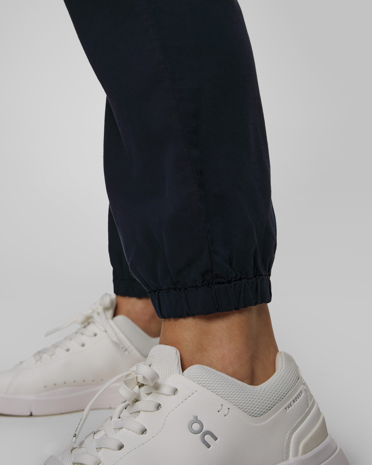 Deha Damenhose aus TENCEL Lyocell-Twill in Marineblau