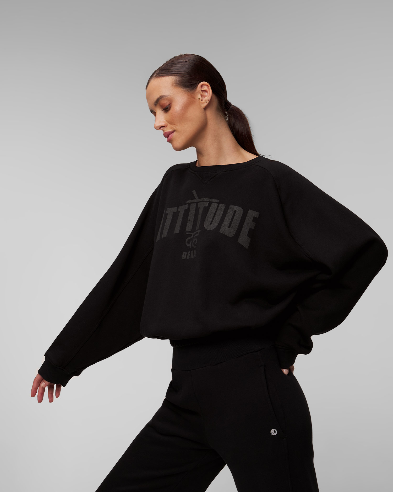 Women's black sweatshirt Deha crop