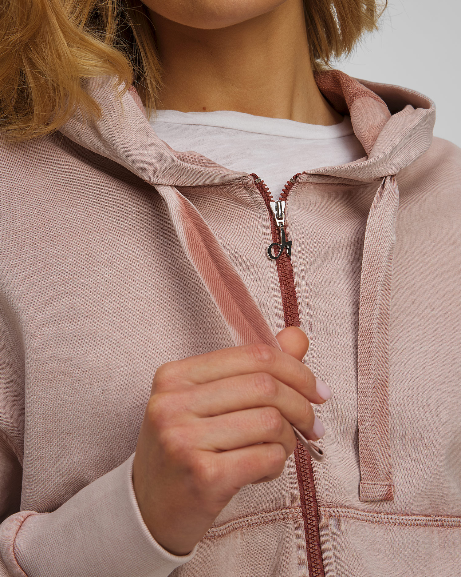 Sweat-shirt à capuche zippé pour femmes Deha