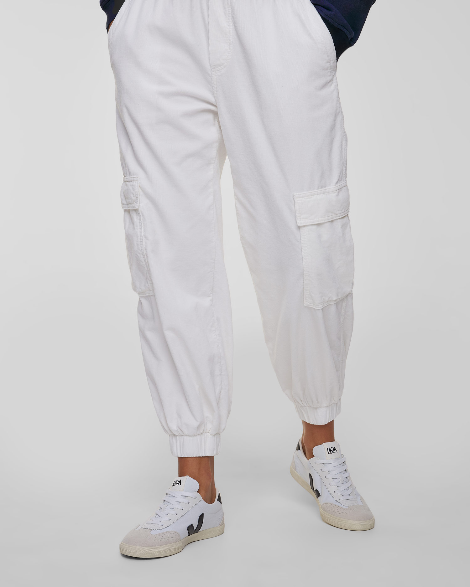 Pantaloni bianchi in velluto a coste da donna Deha