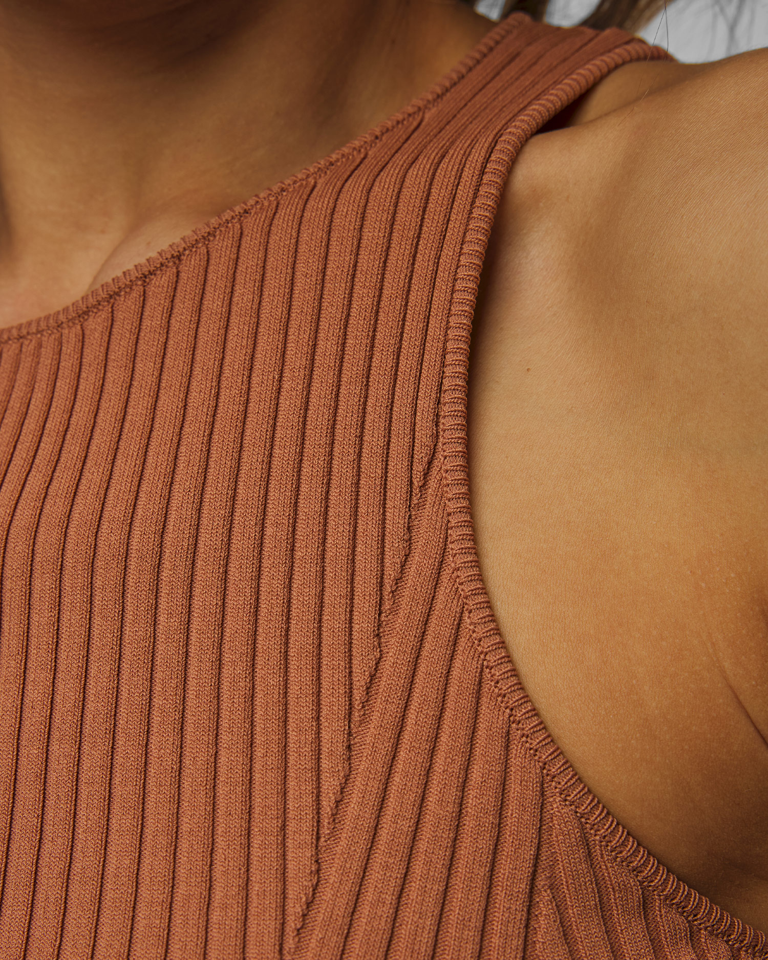 Hnedý dámsky top Deha z umelého hodvábu rayon