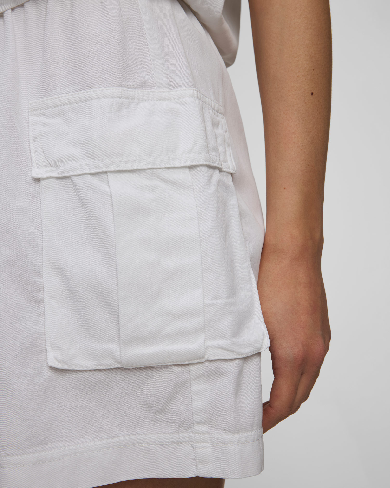 Shorts bianchi da donna Deha