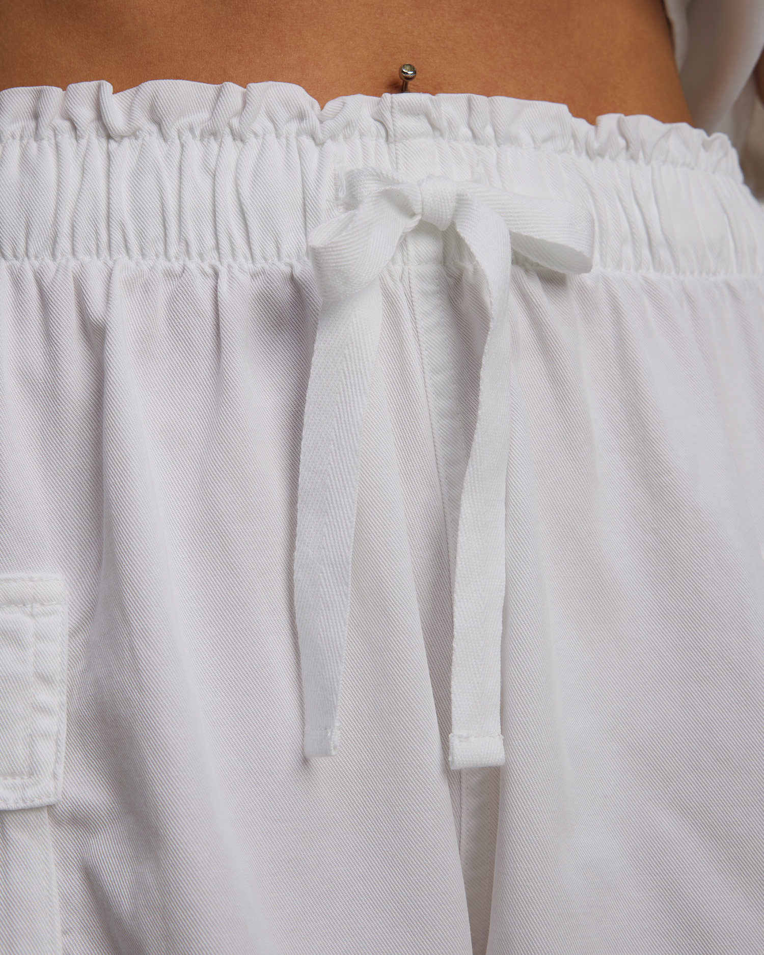 Shorts bianchi da donna Deha