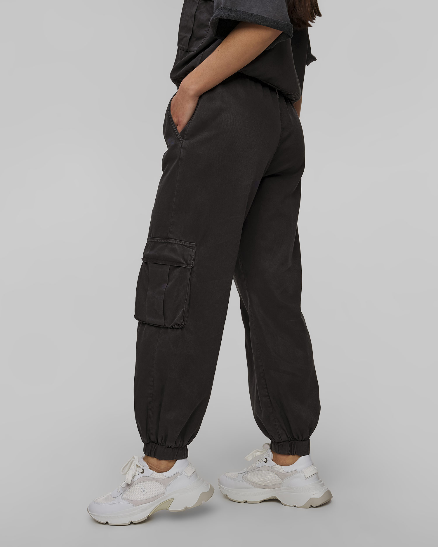 Pantalon cargo pour femmes Deha
