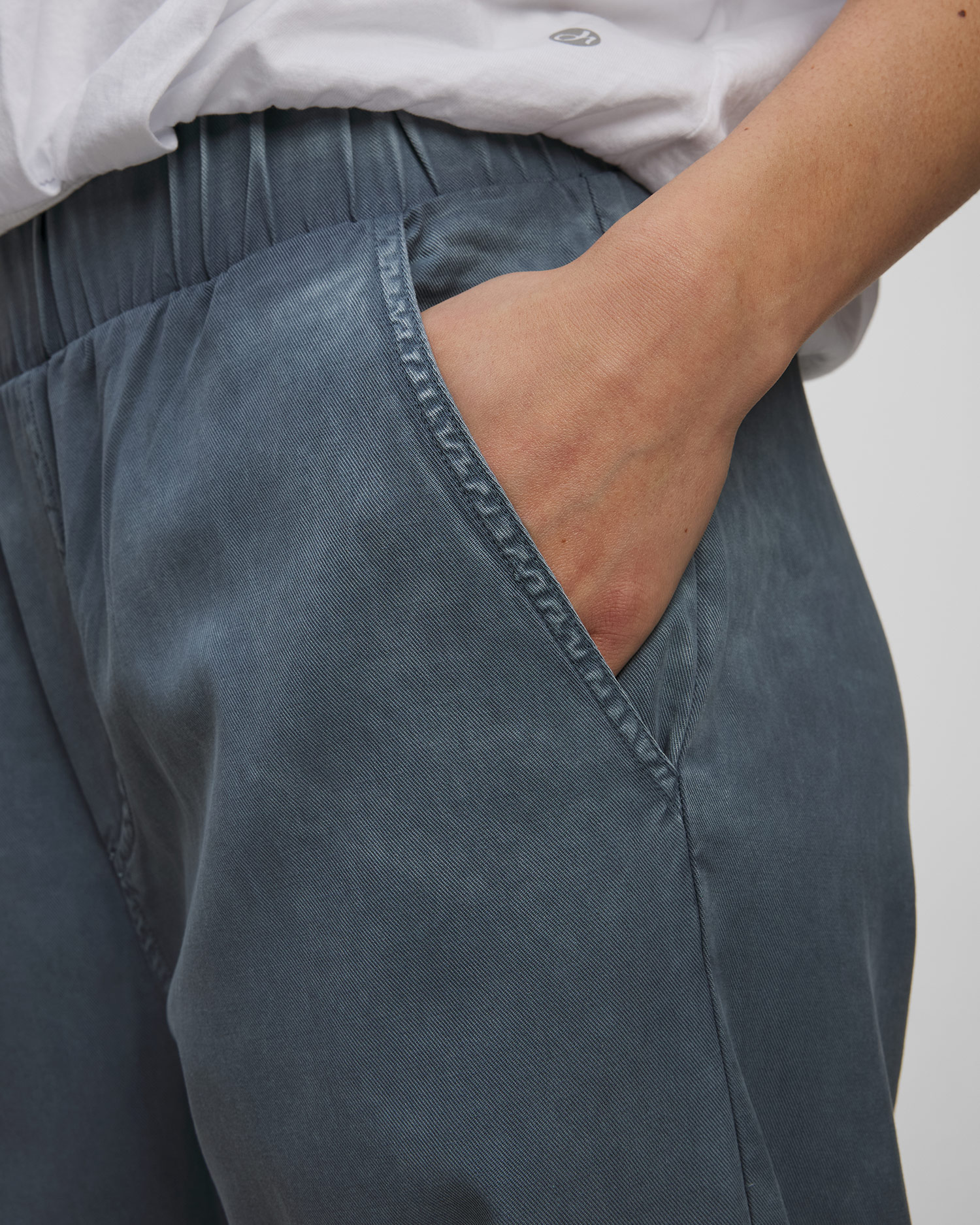 Pantalon cargo pour femmes Deha