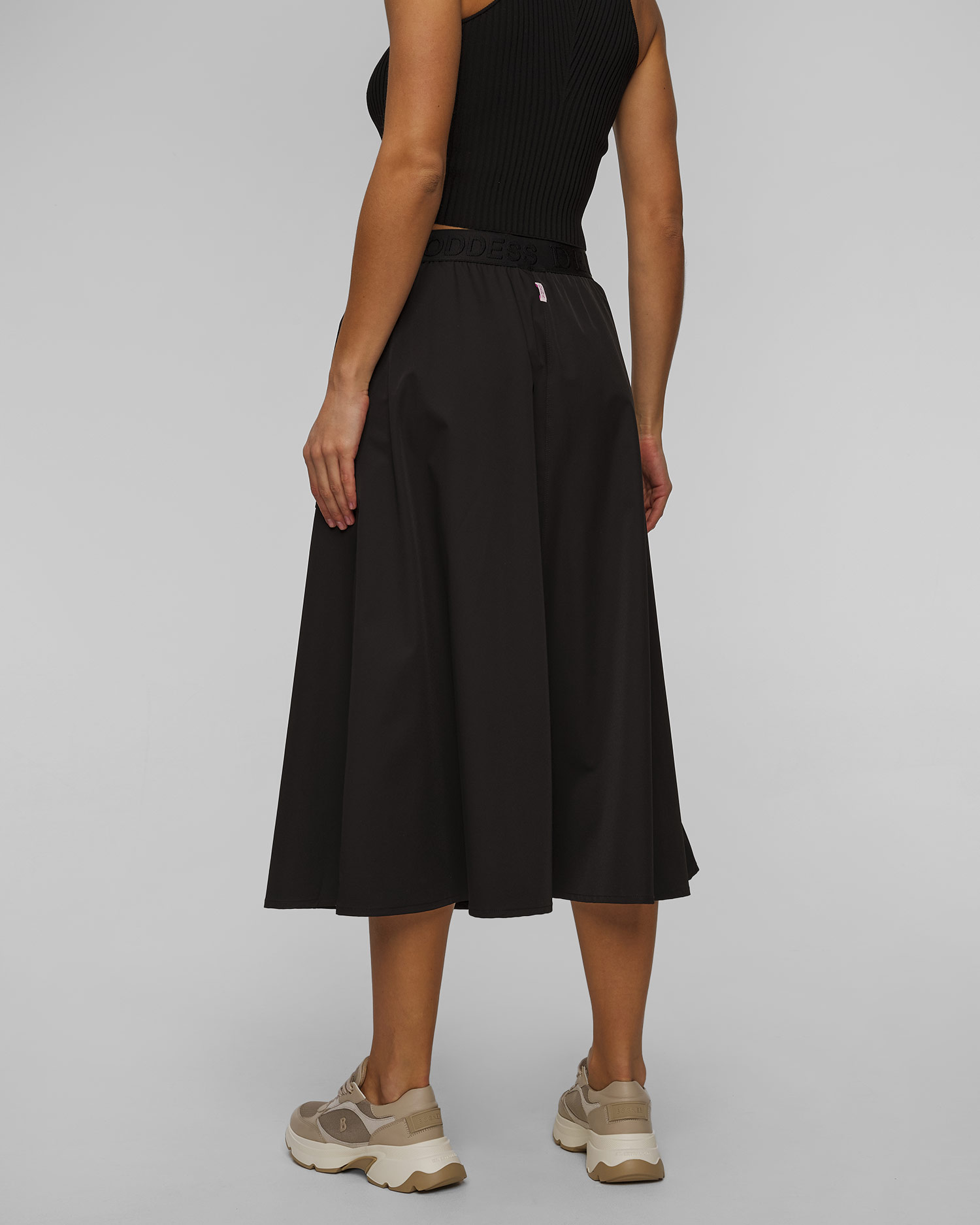 Čierna dlhá sukňa Deha