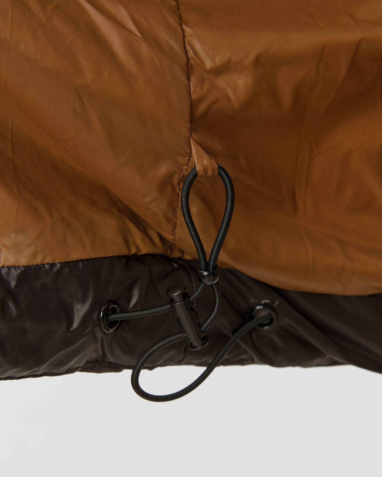 Deha Schwarze Damen-Daunenjacke