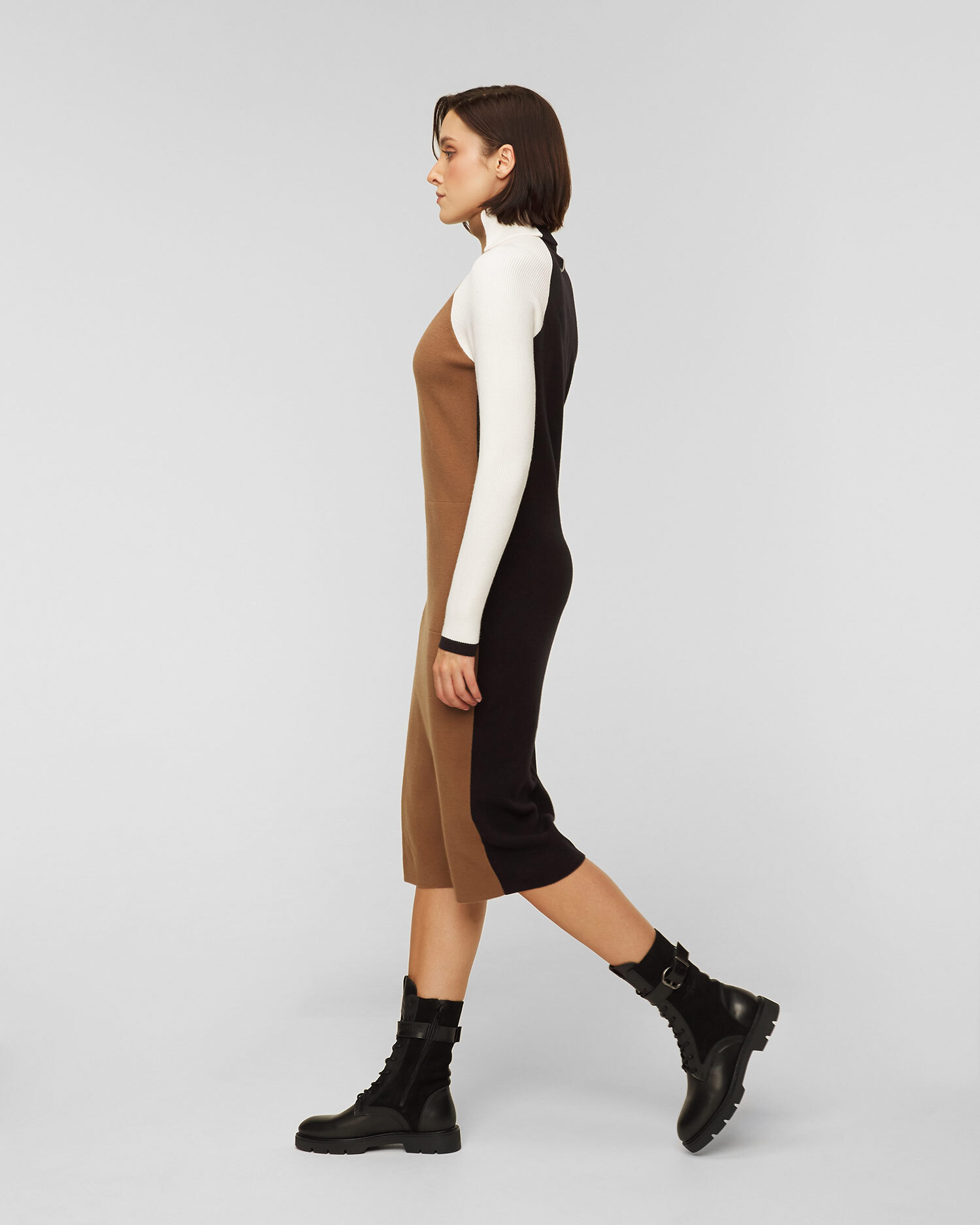 Deha Strickkleid mit Rollkragen
