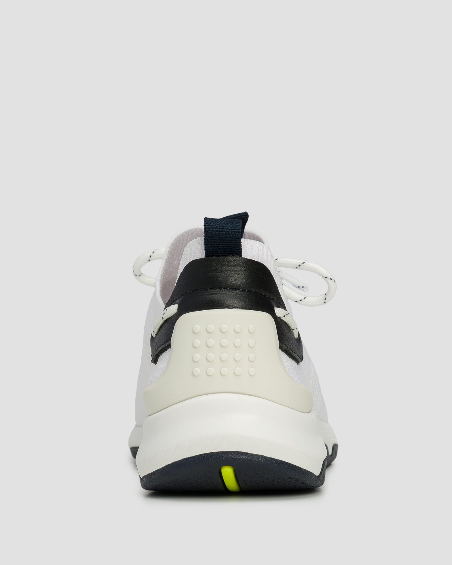 Pantofi albi pentru femei TBS Jellina