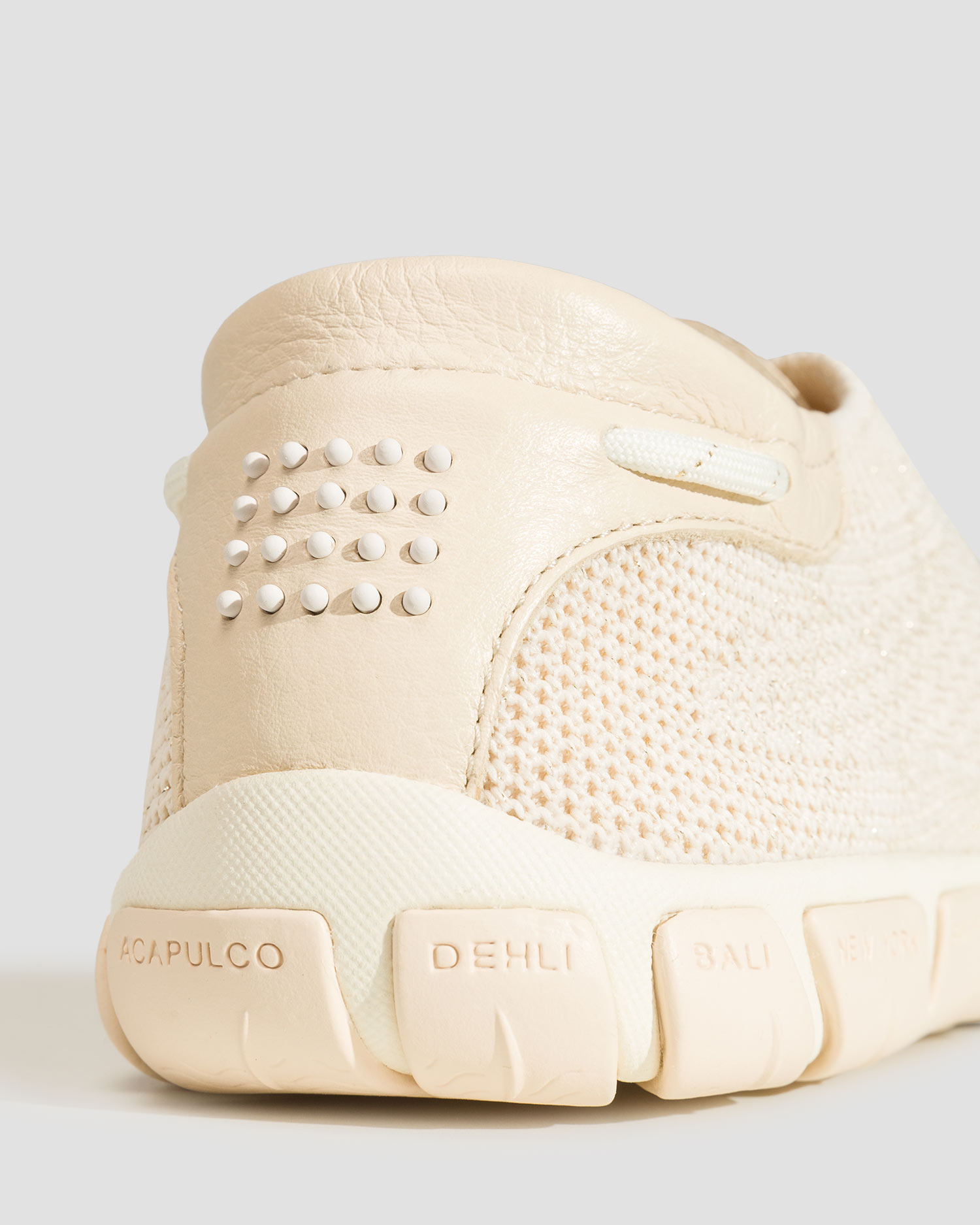 Women's beige shoes TBS Jazaria